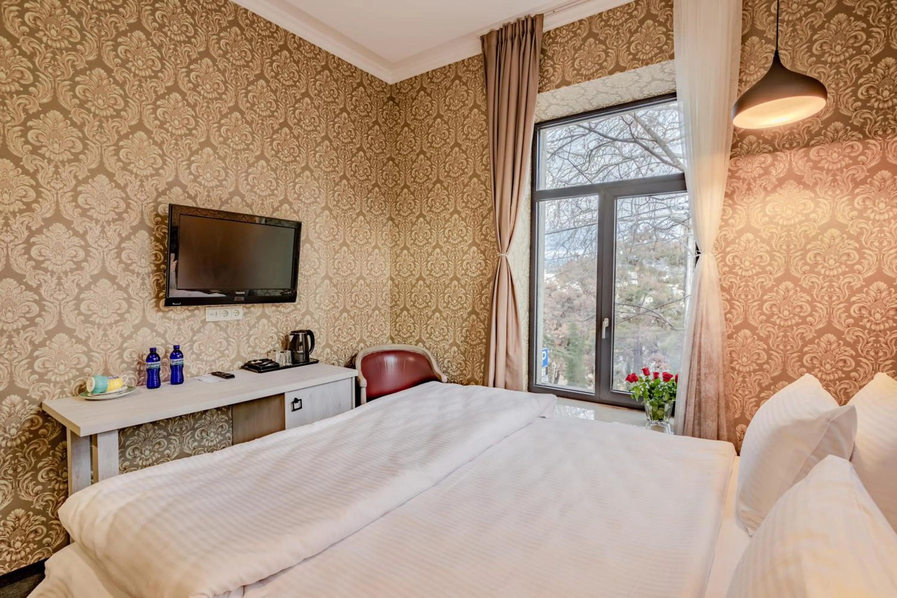 Bed in Hotel Day Inn