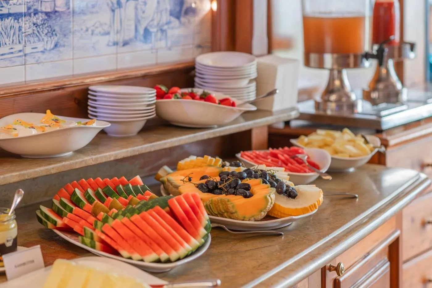 Breakfast in Strandhotel Heringsdorf mit Soleaußenpool 30 Grad