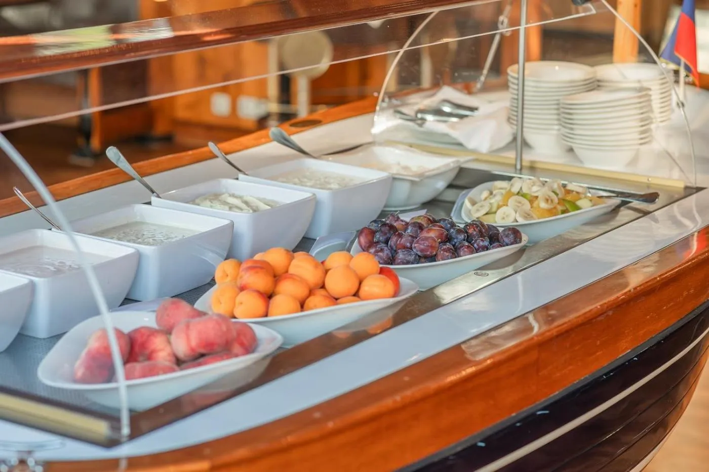 Breakfast in Strandhotel Heringsdorf mit Soleaußenpool 30 Grad