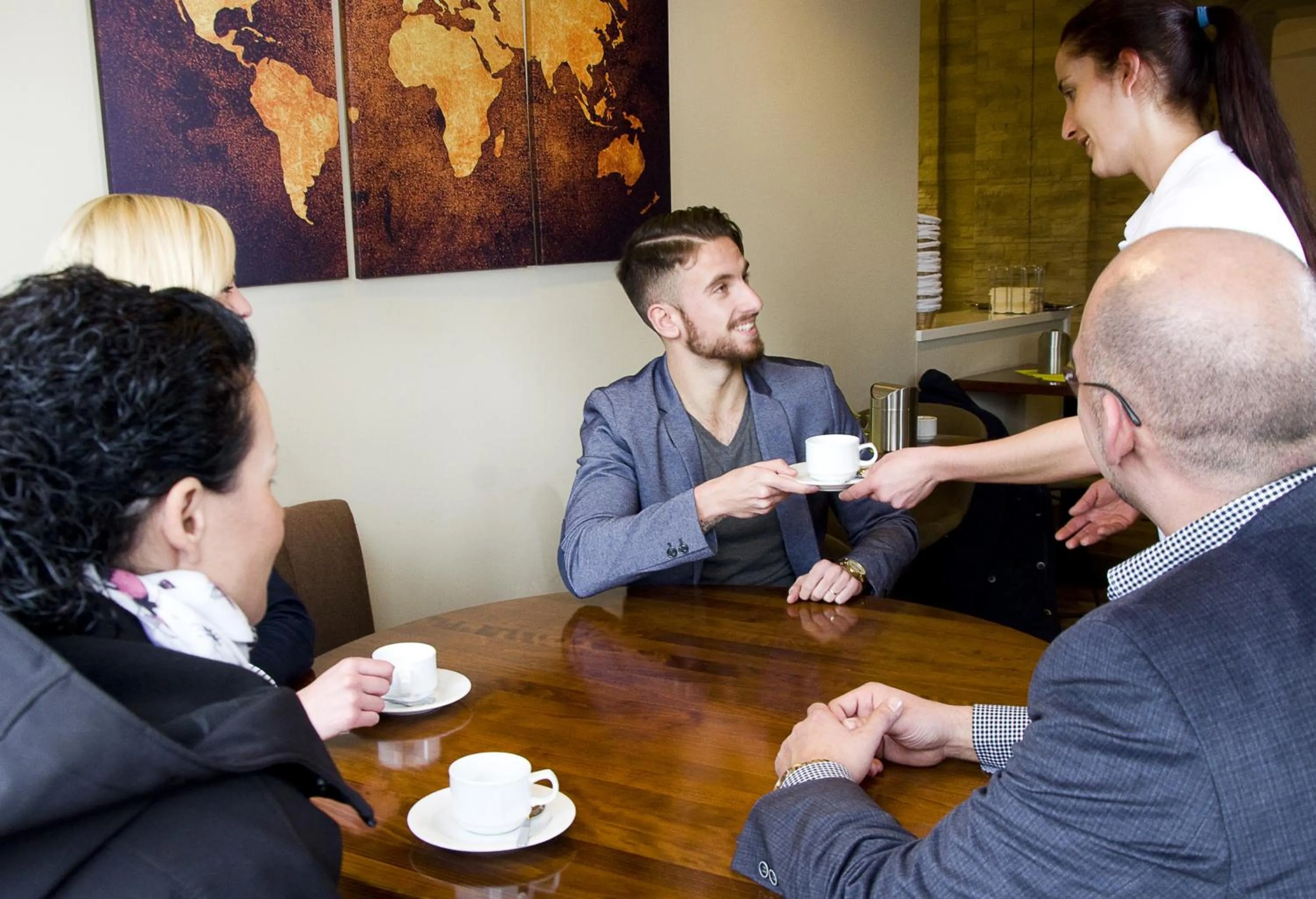 Restaurant/places to eat in Sonnenhof