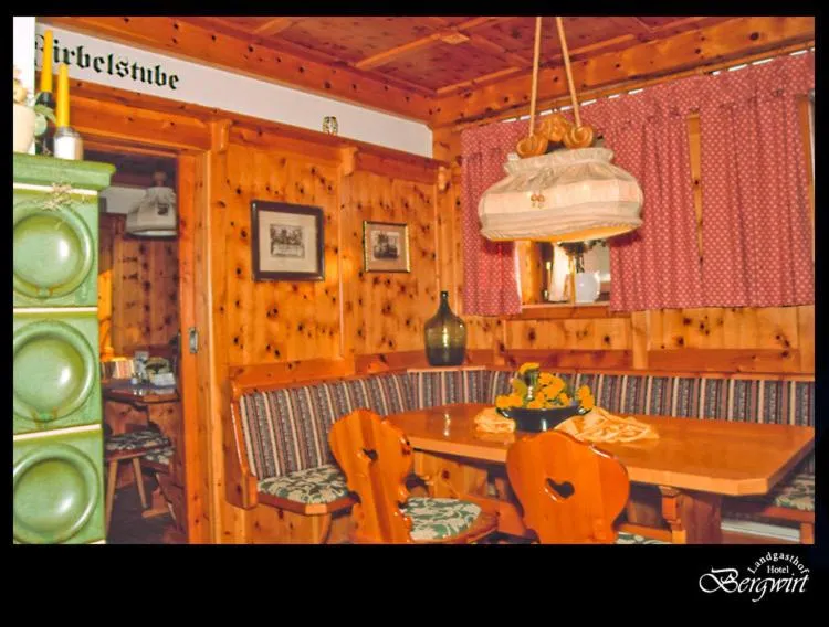 Restaurant/places to eat in Hotel Bergwirt