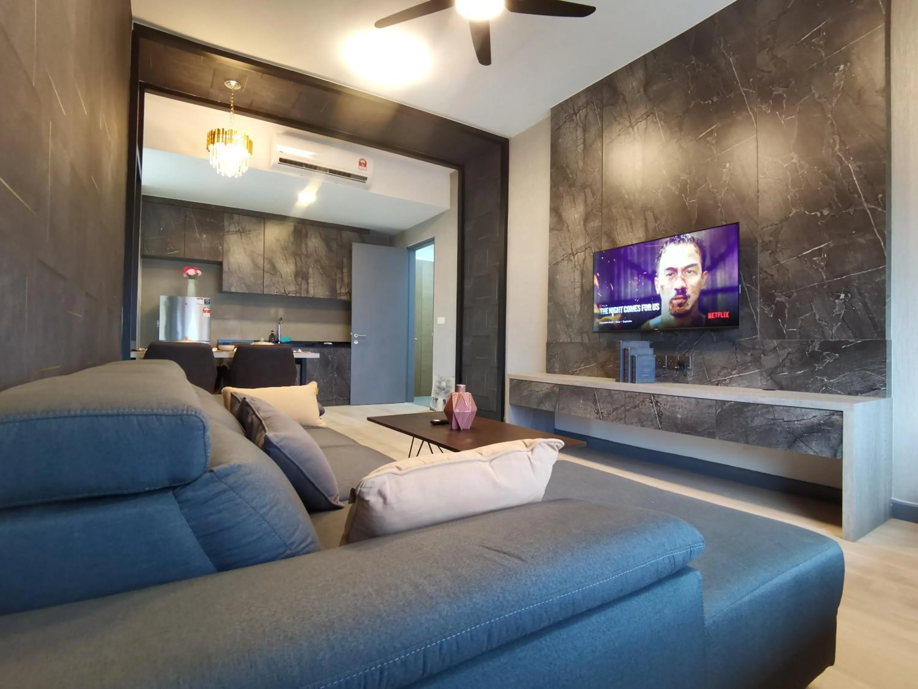 TV and multimedia in Attic Home Melaka Imperio Residence & Jonker