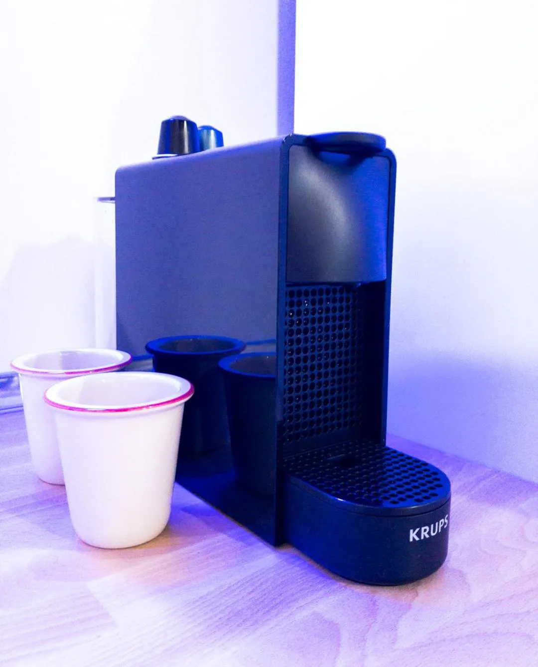 Coffee/tea facilities in Pasaje de Amores