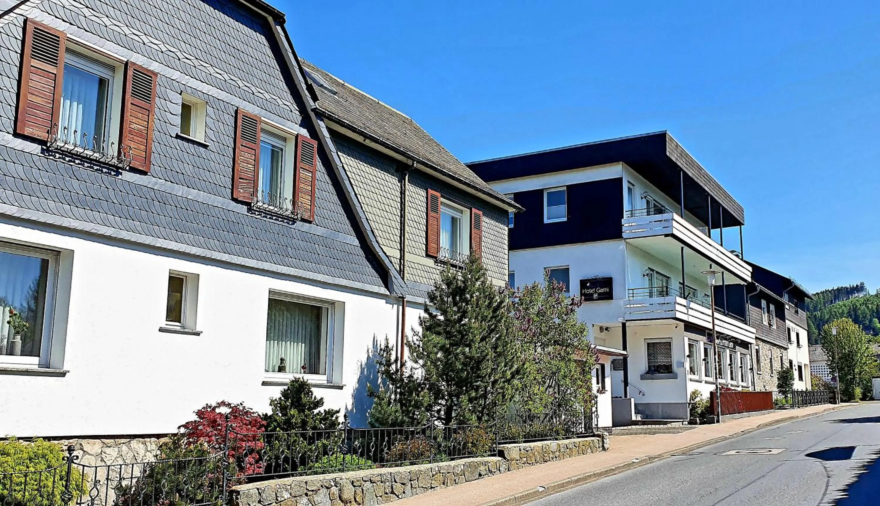 Property building in Sevda's Hotel Garni Weinforth