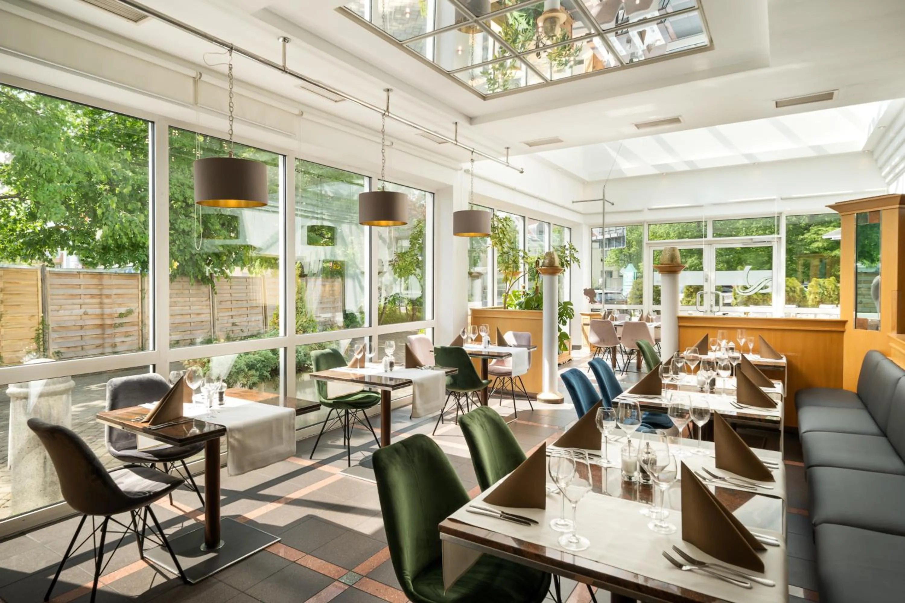 Restaurant/places to eat in QU Hotel Augsburg