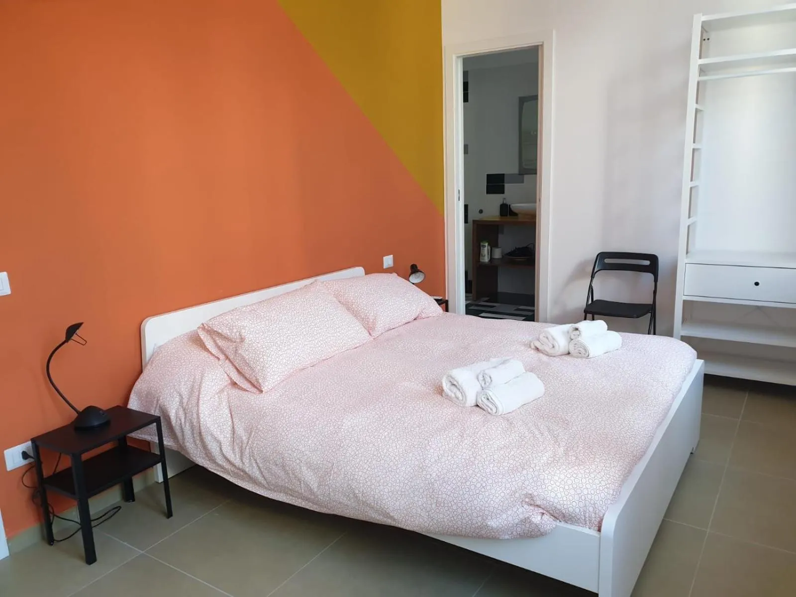 Bedroom, Bed in MaGà Station