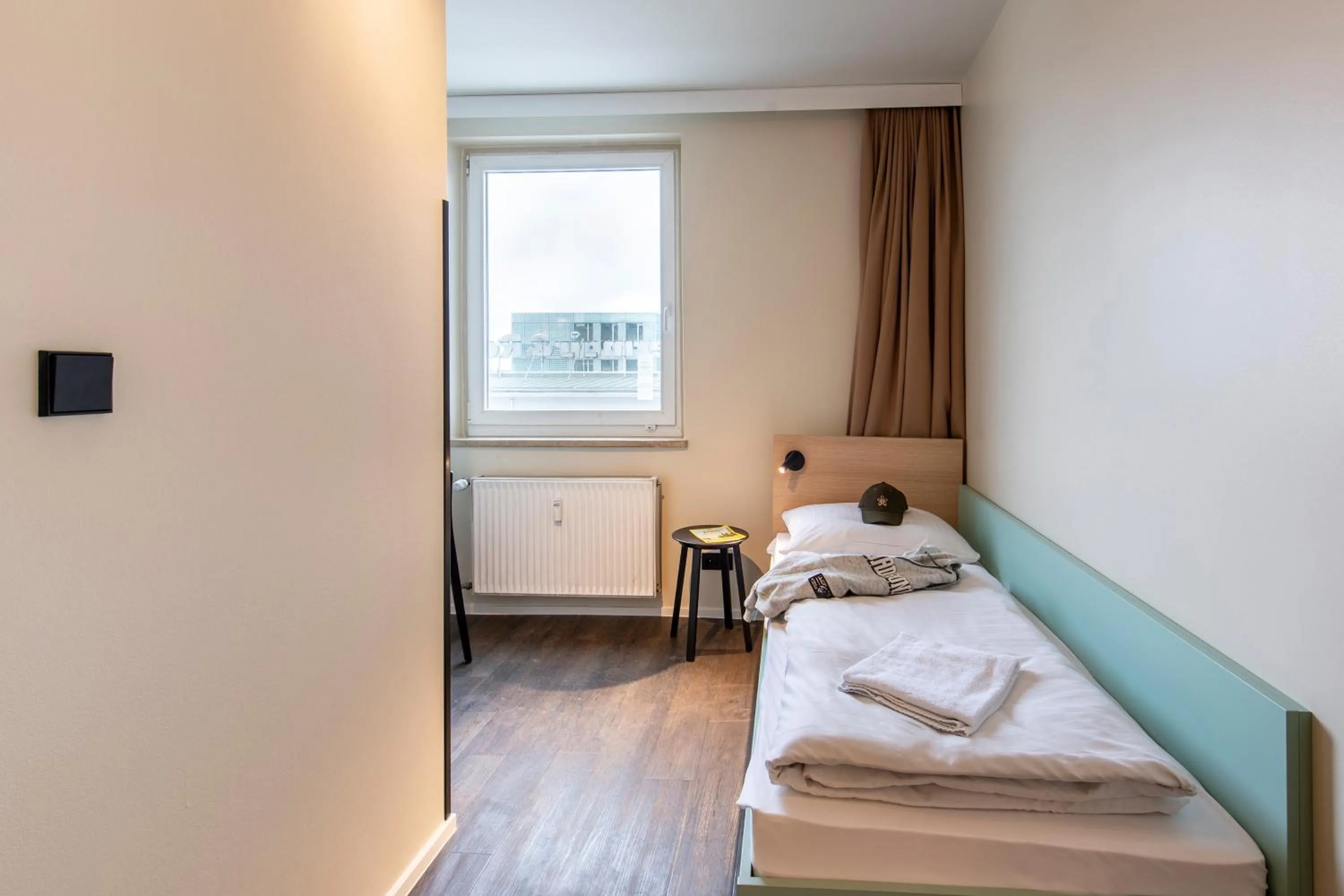 Bedroom, Bed in MEININGER Hotel München Zentrum