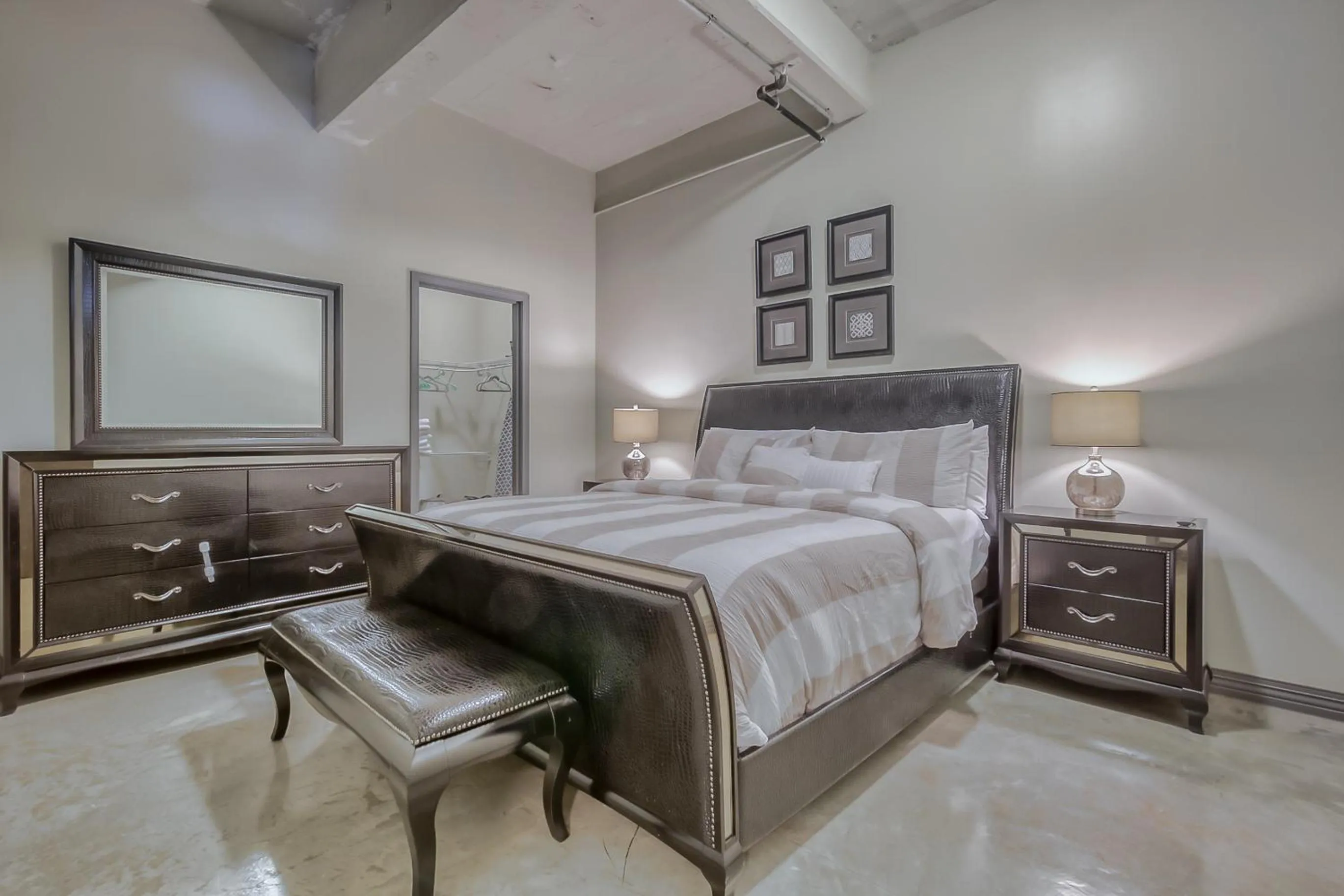 Bed in Luxury Downtown Dallas Stay by Amyfinehouse