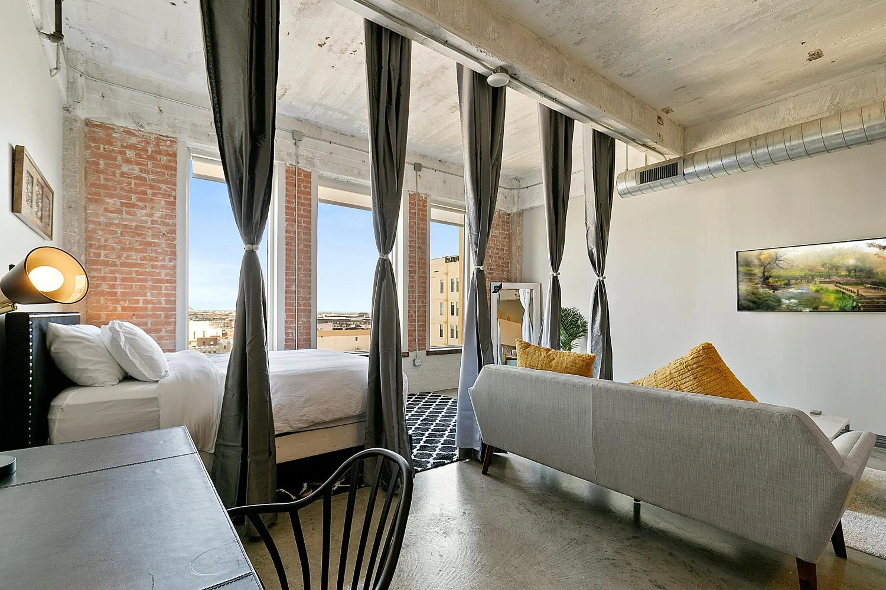 Bed in Luxury Downtown Dallas Stay by Amyfinehouse