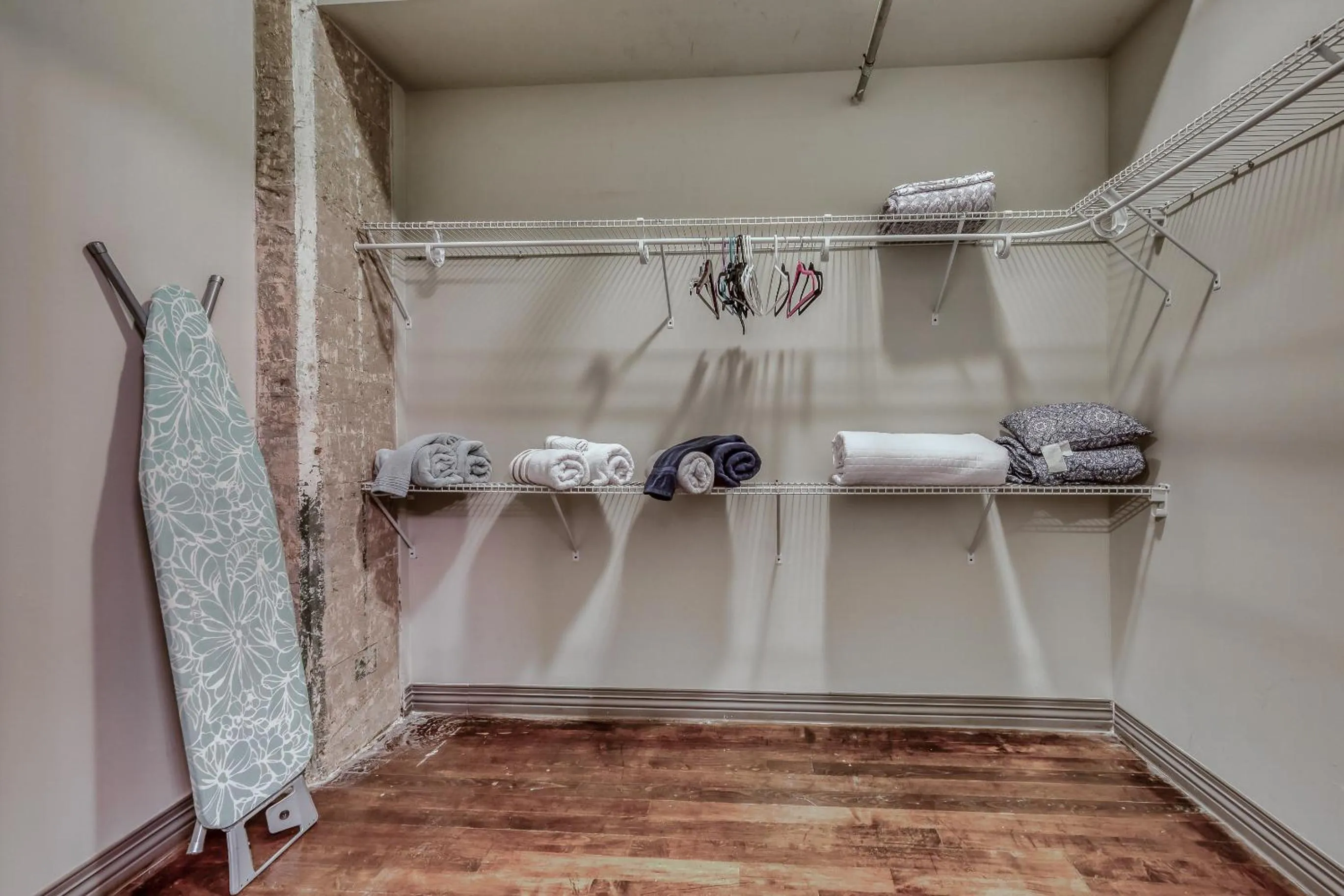 Bedroom in Luxury Downtown Dallas Stay by Amyfinehouse