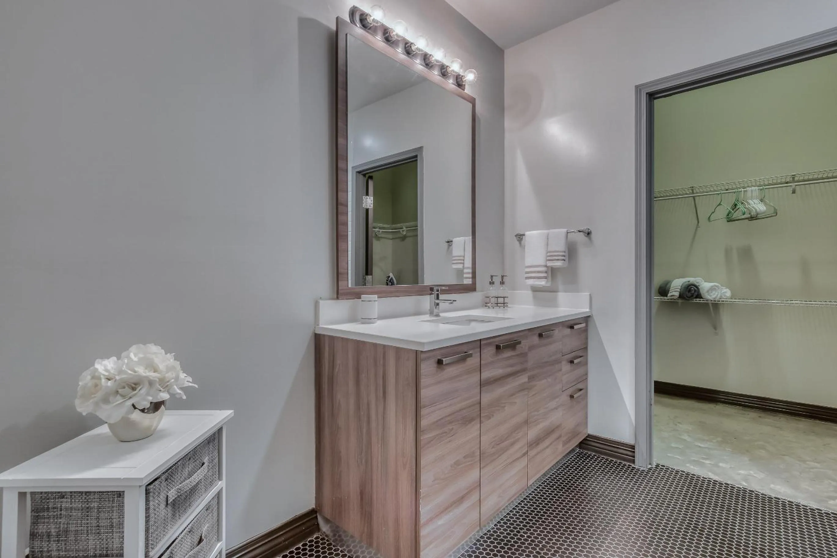 Toilet in Luxury Downtown Dallas Stay by Amyfinehouse