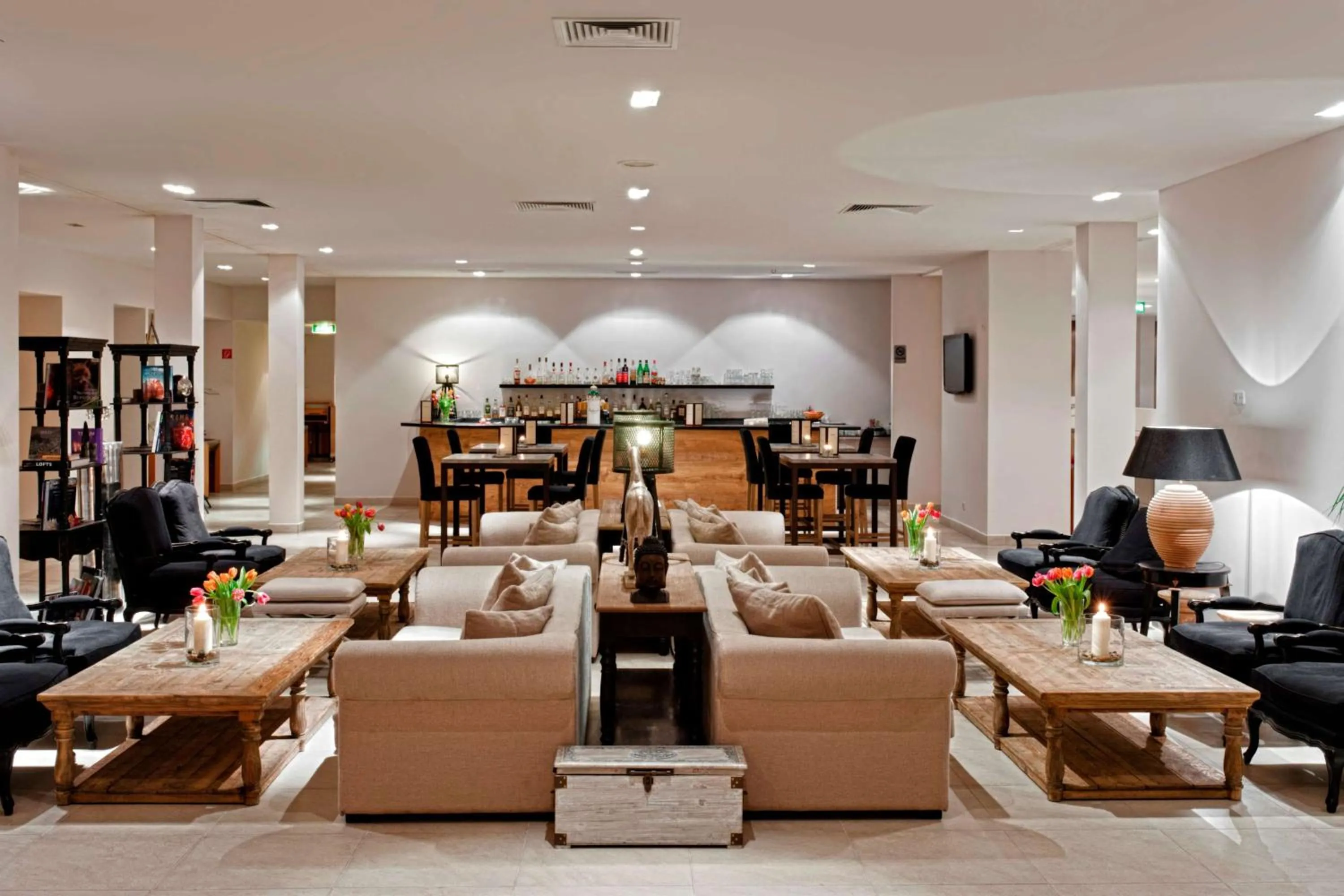 Lobby or reception, Restaurant/Places to Eat in Tryp By Wyndham Wuppertal