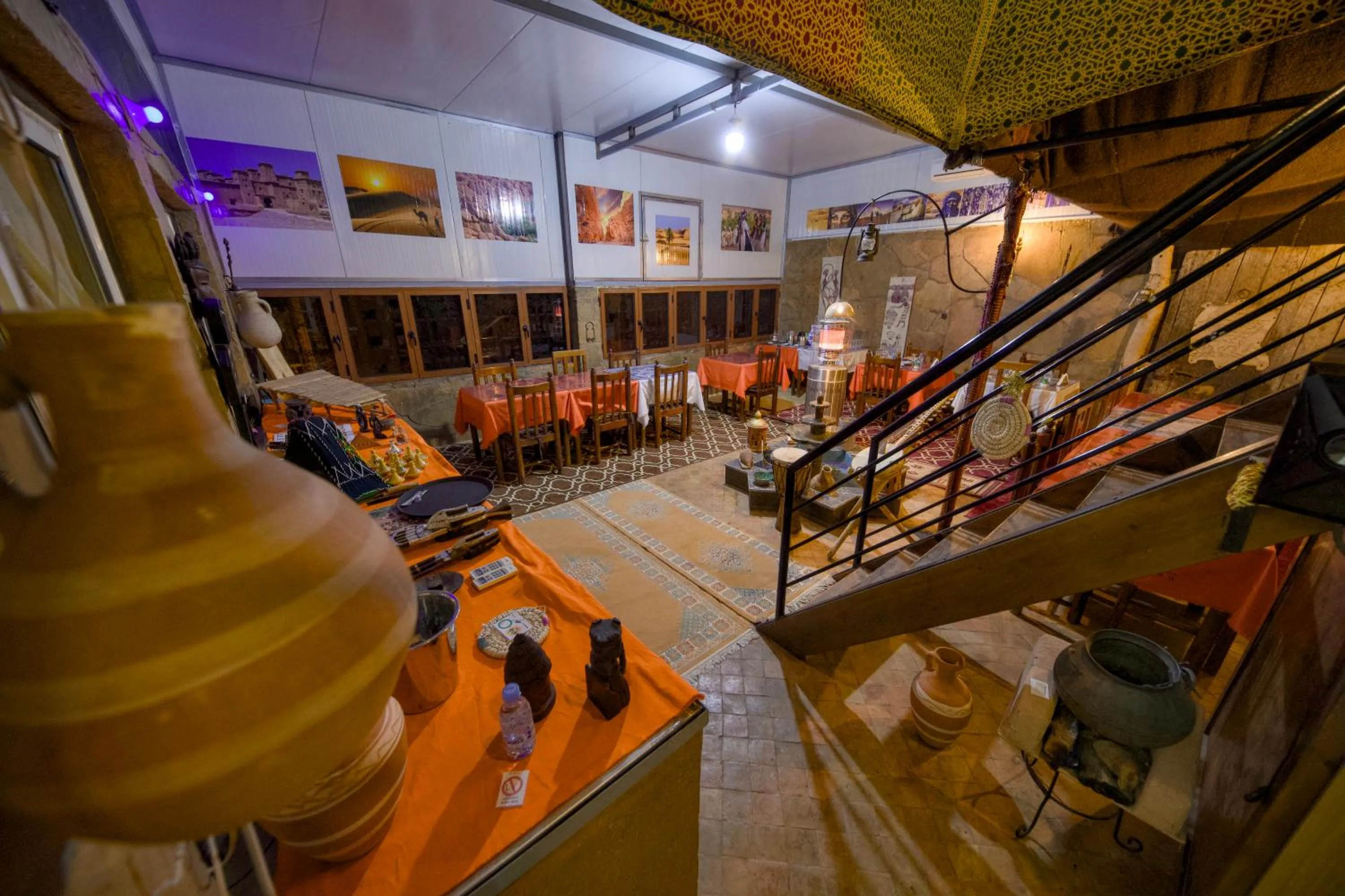 Restaurant/places to eat in Tin Joseph