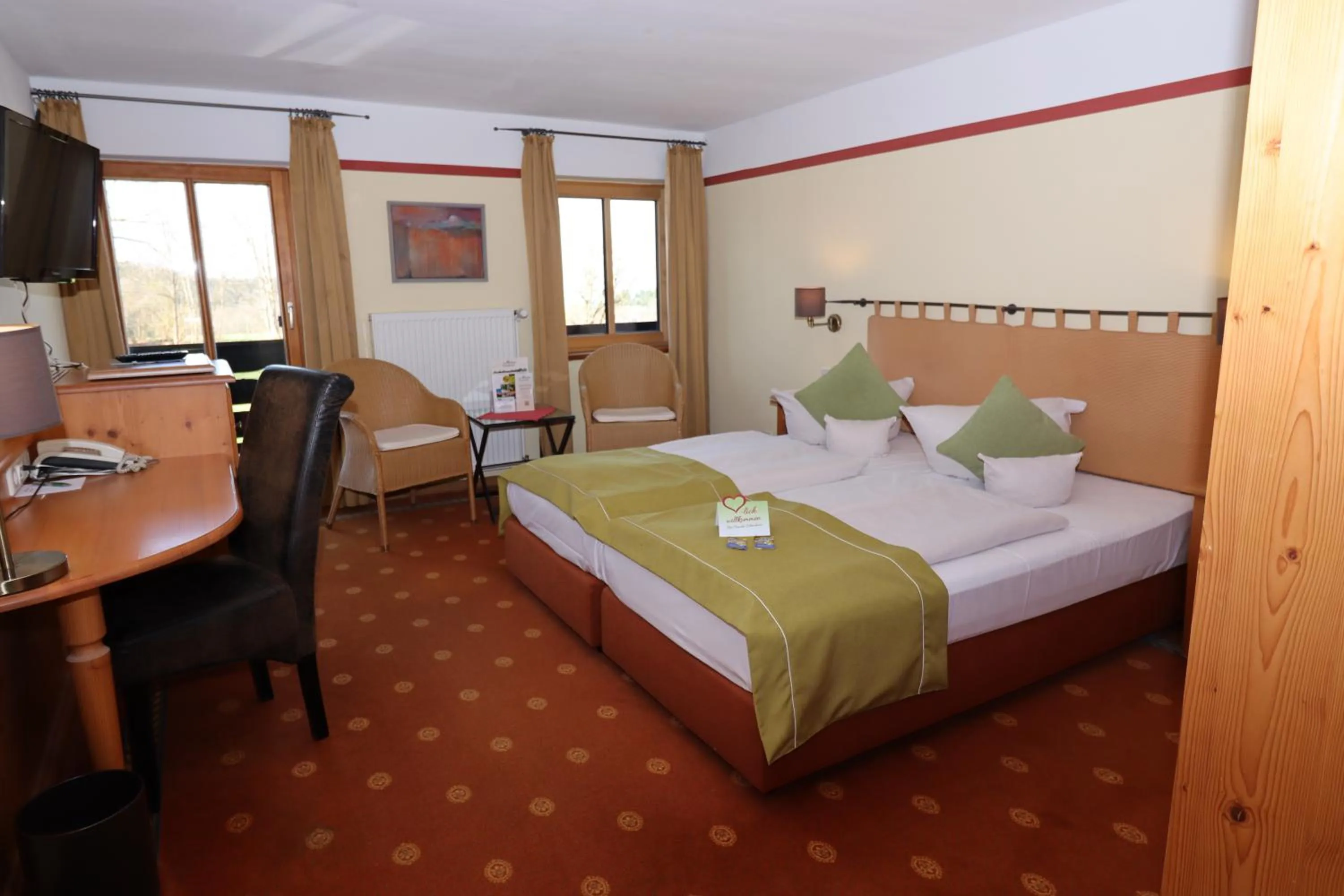 Photo of the whole room, Bed in Hotel Gut Schmelmerhof