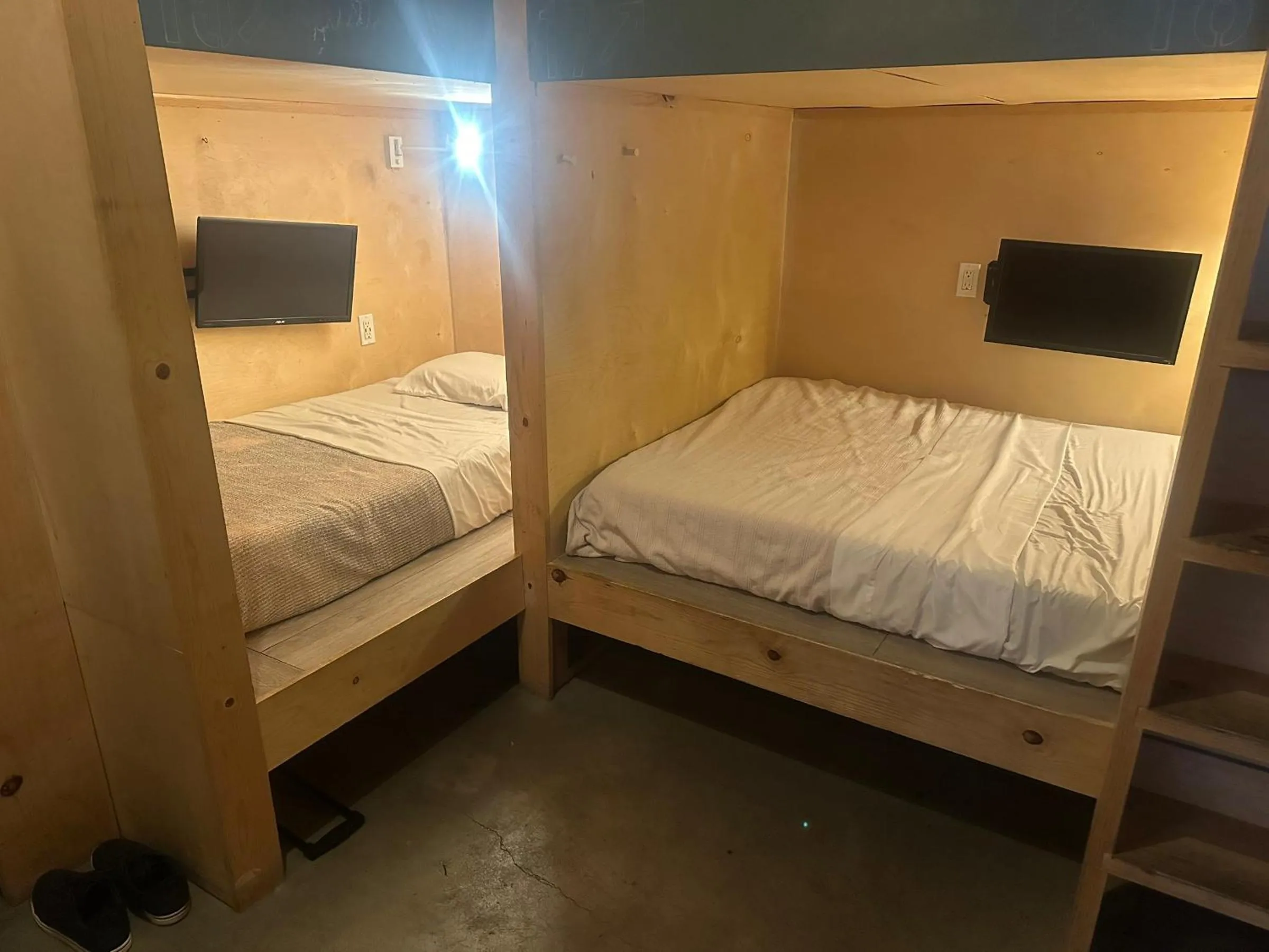 Bed in PodShare San Diego