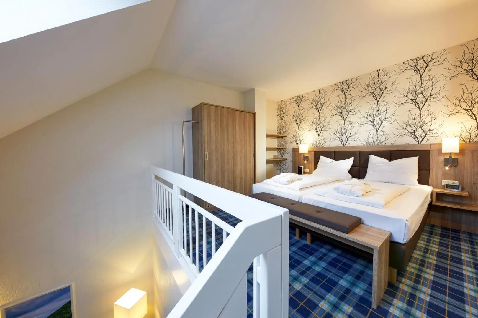 Photo of the whole room, Bed in Göbel's Seehotel Diemelsee