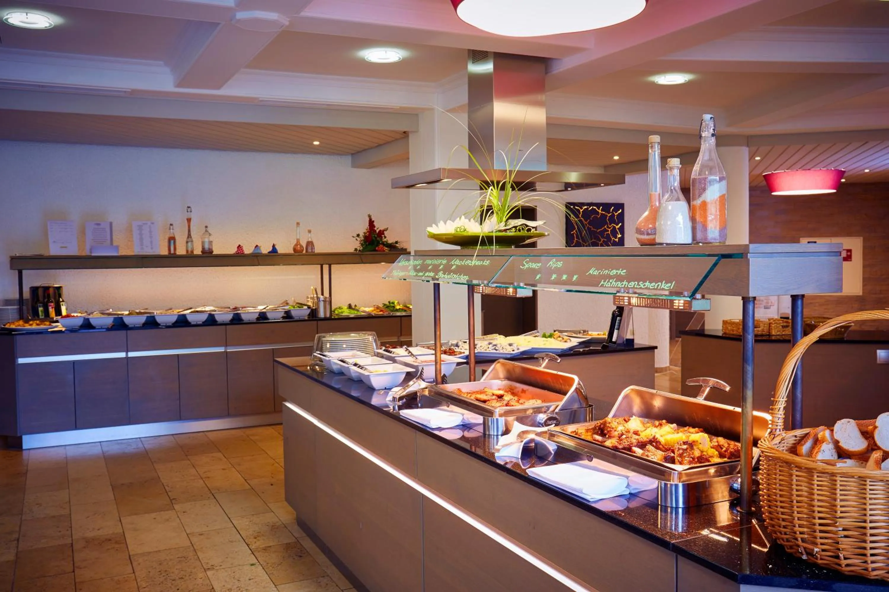 Restaurant/places to eat in Göbel's Seehotel Diemelsee