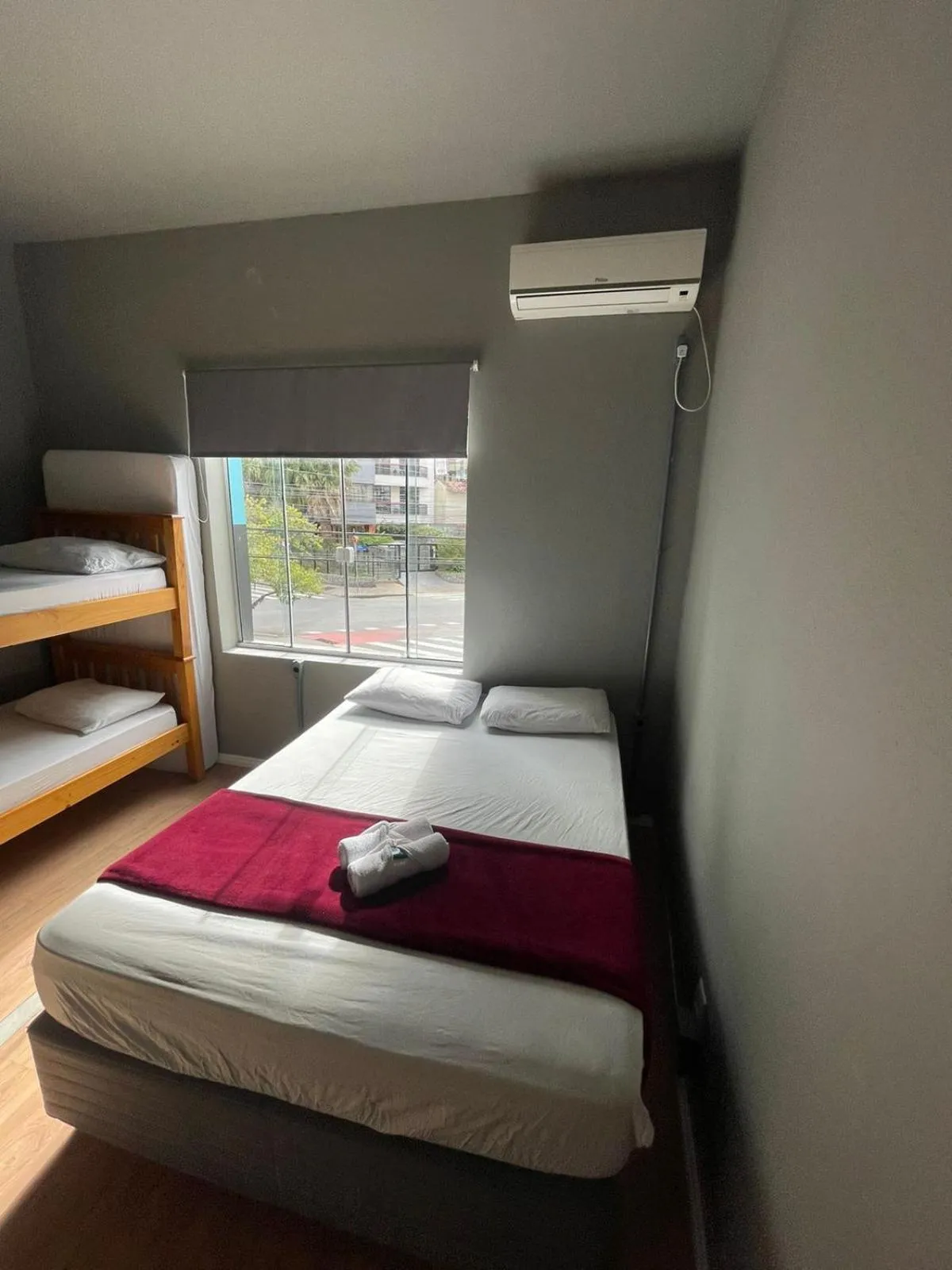 Bed in Esquina 8 Suítes Confort & Hostel