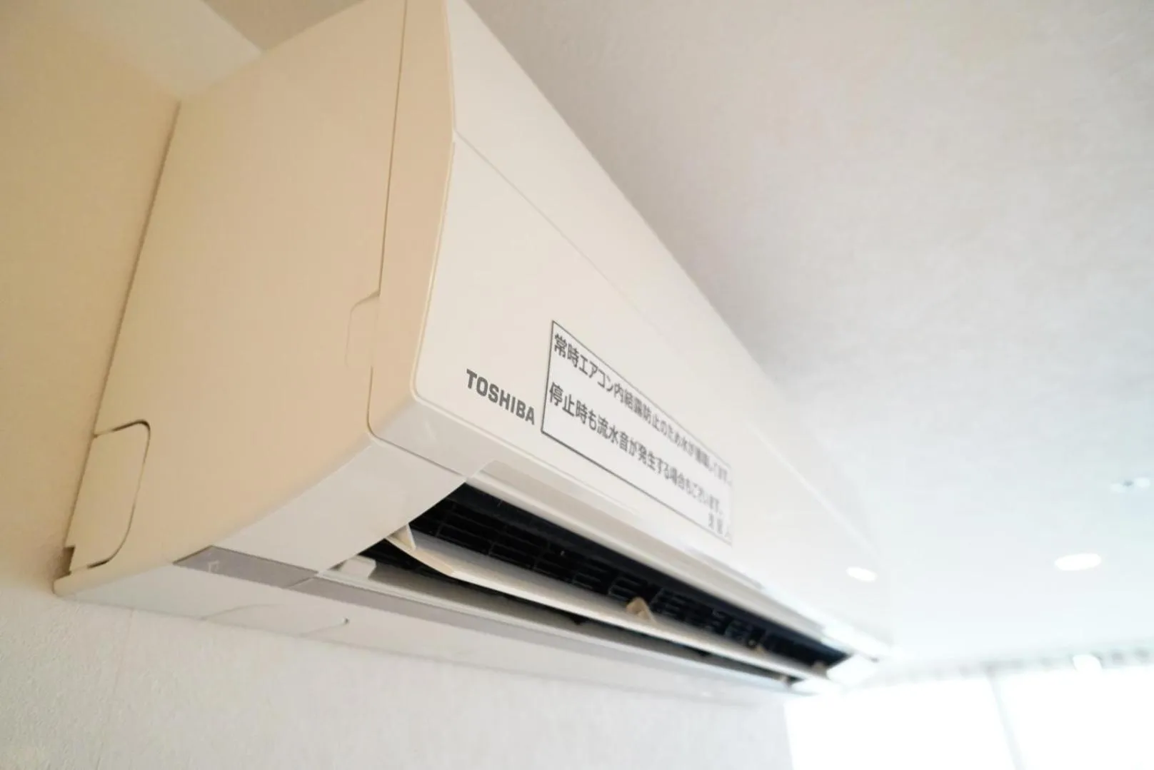 internet, TV/Entertainment Center in 3 Wellness