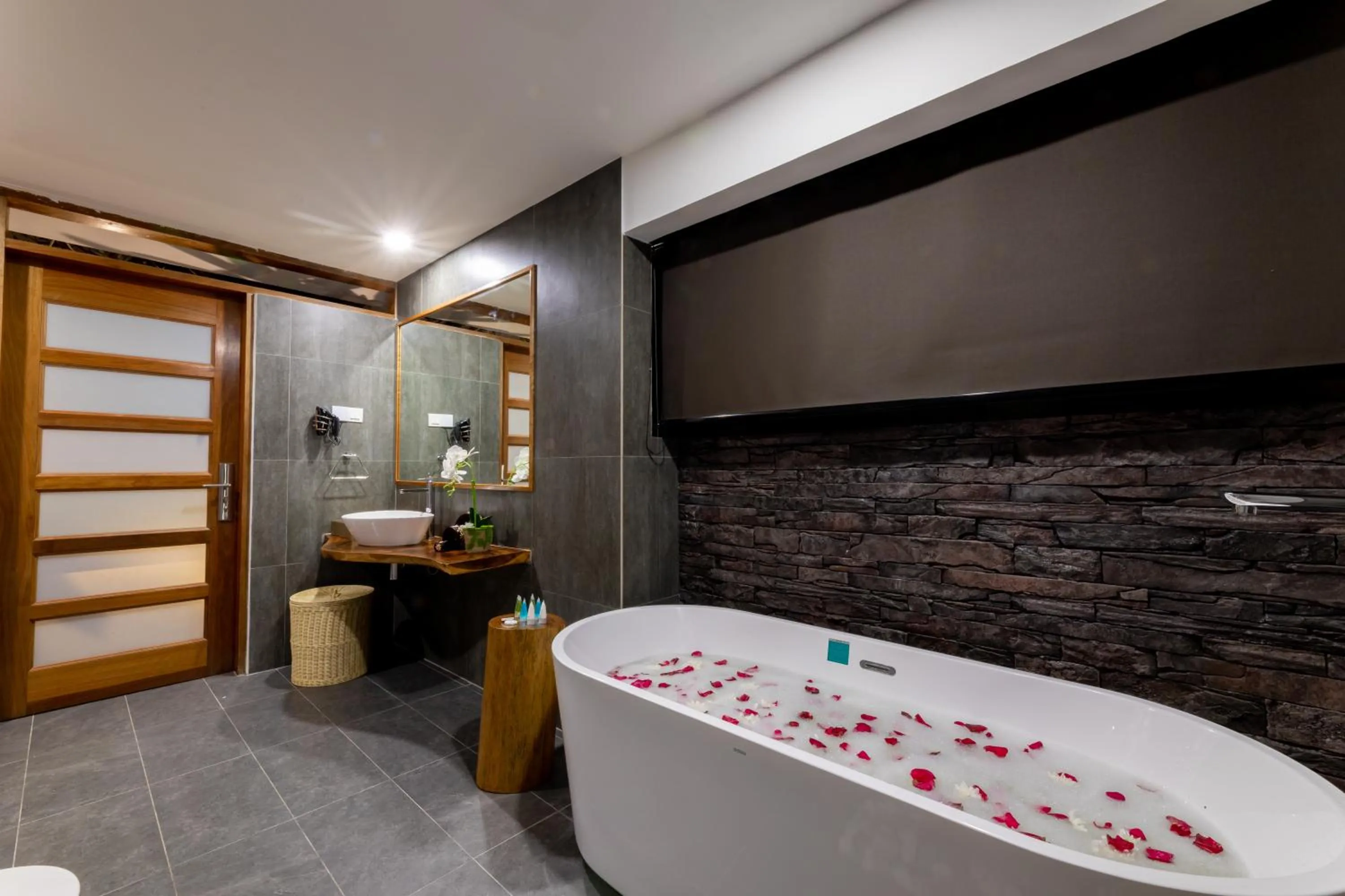 Bathroom in Maneh Villa Langkawi - Private Pool