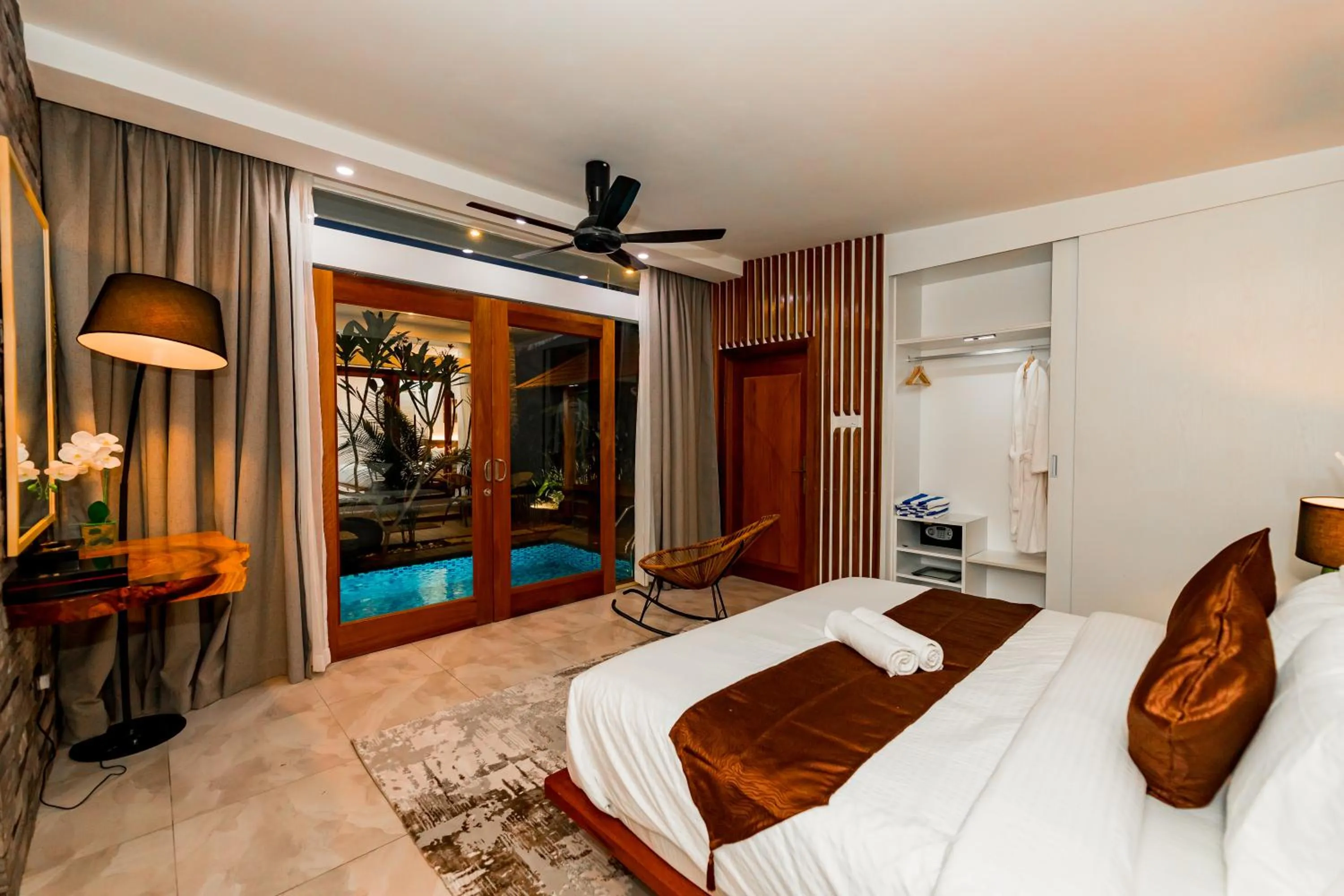 Balcony/Terrace, Bed in Maneh Villa Langkawi - Private Pool