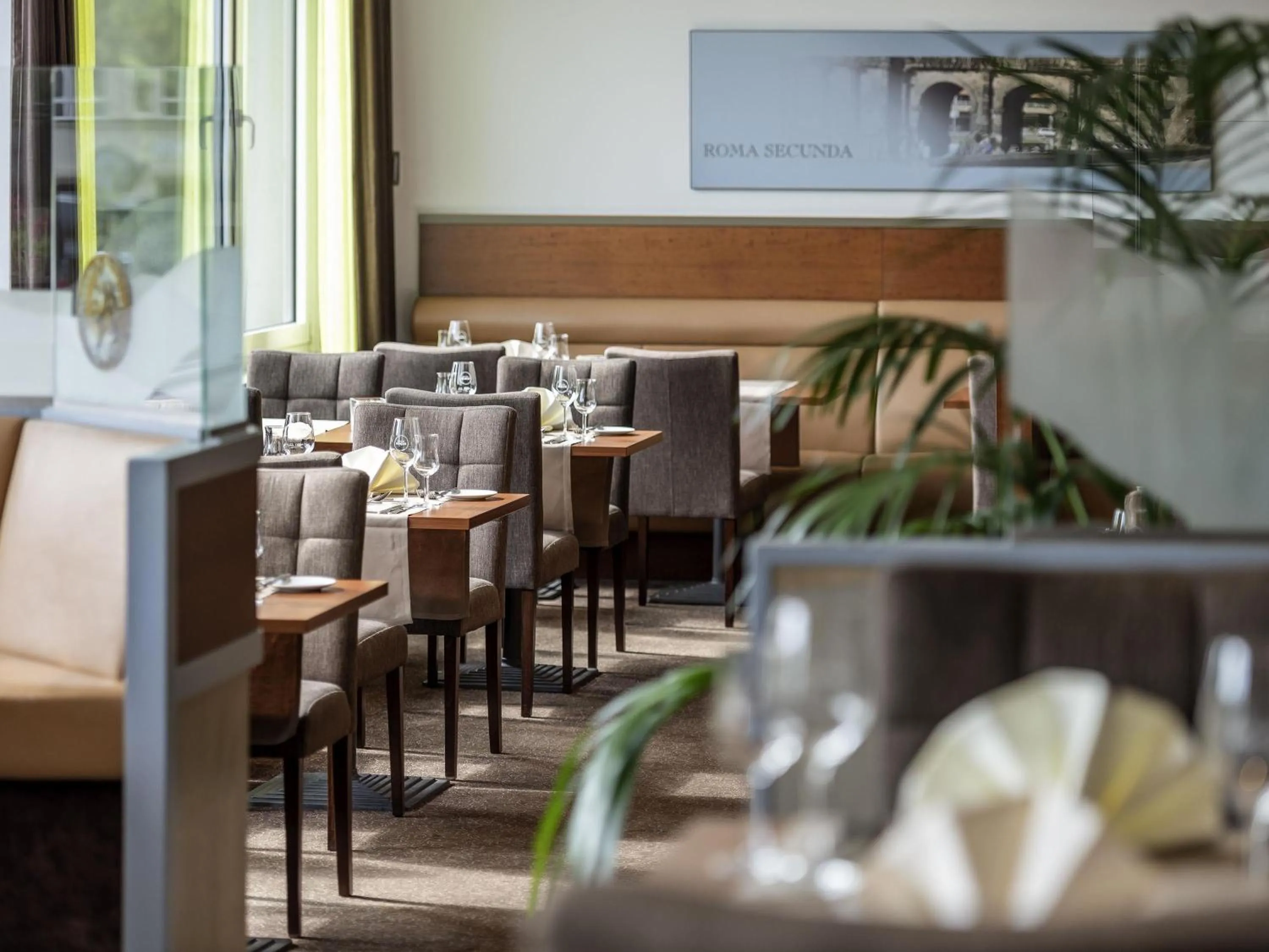 Restaurant/places to eat in Mercure Hotel Trier Porta Nigra
