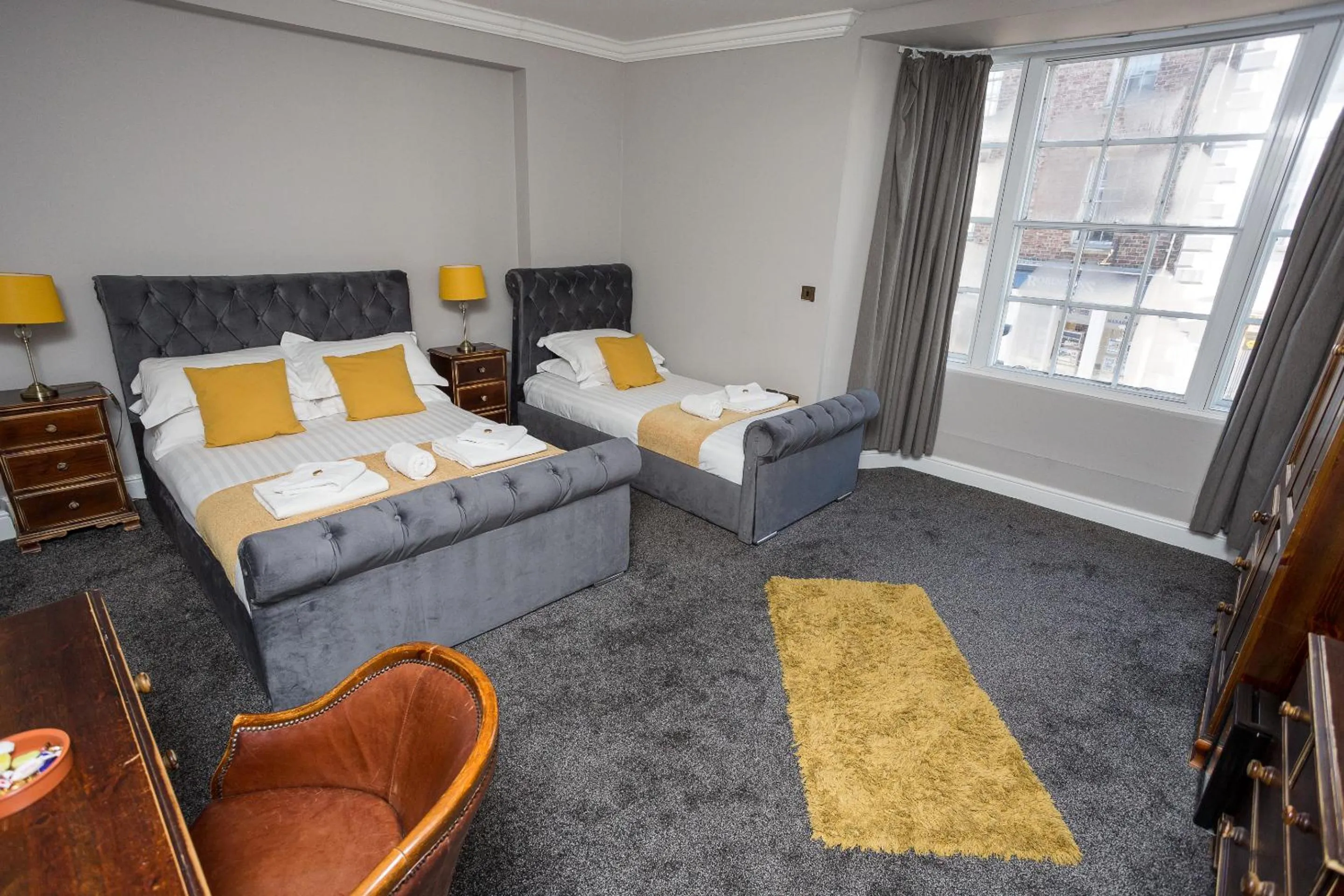 Bedroom, Bed in The City Hotel