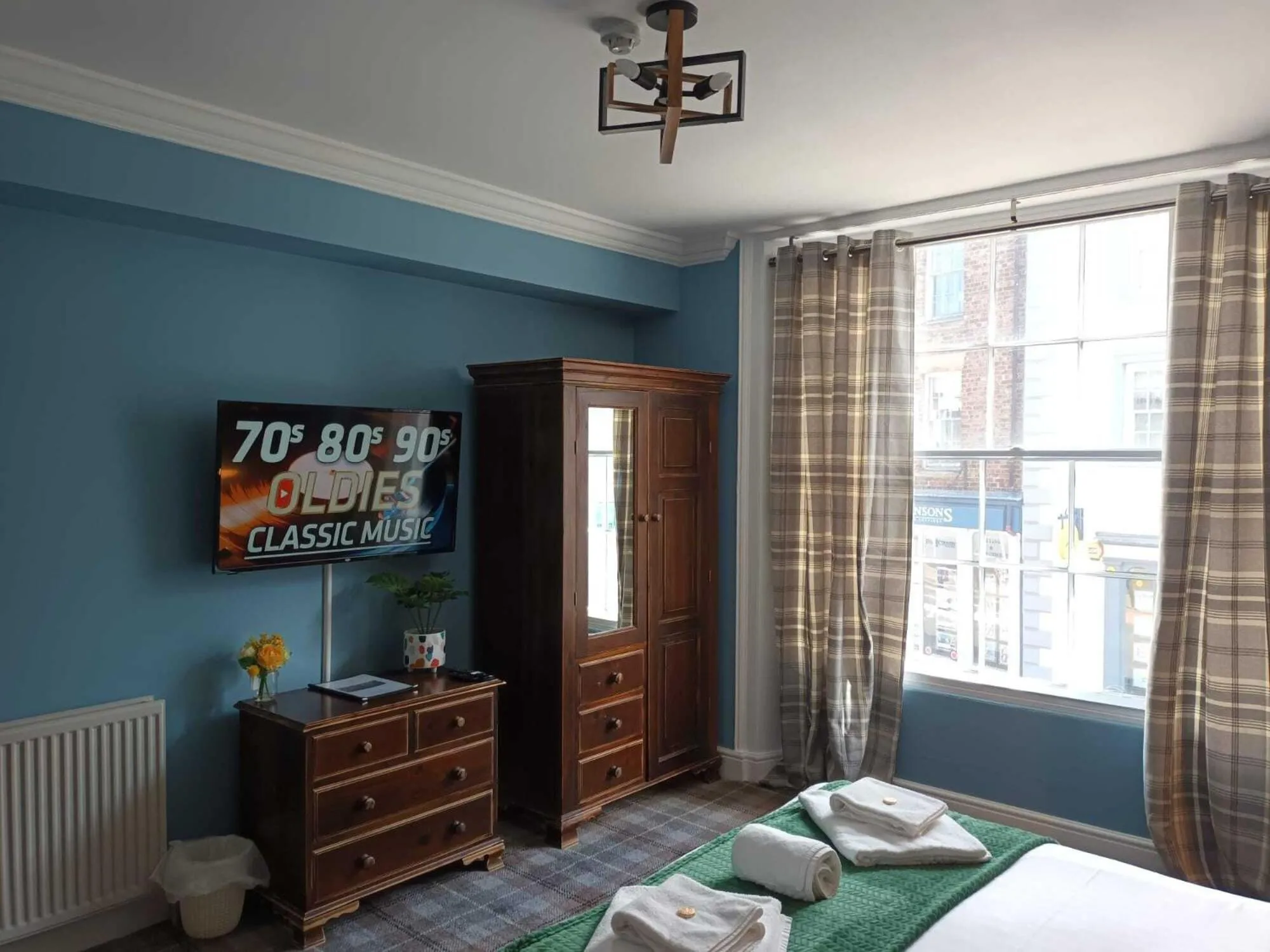 Bedroom, Bed in The City