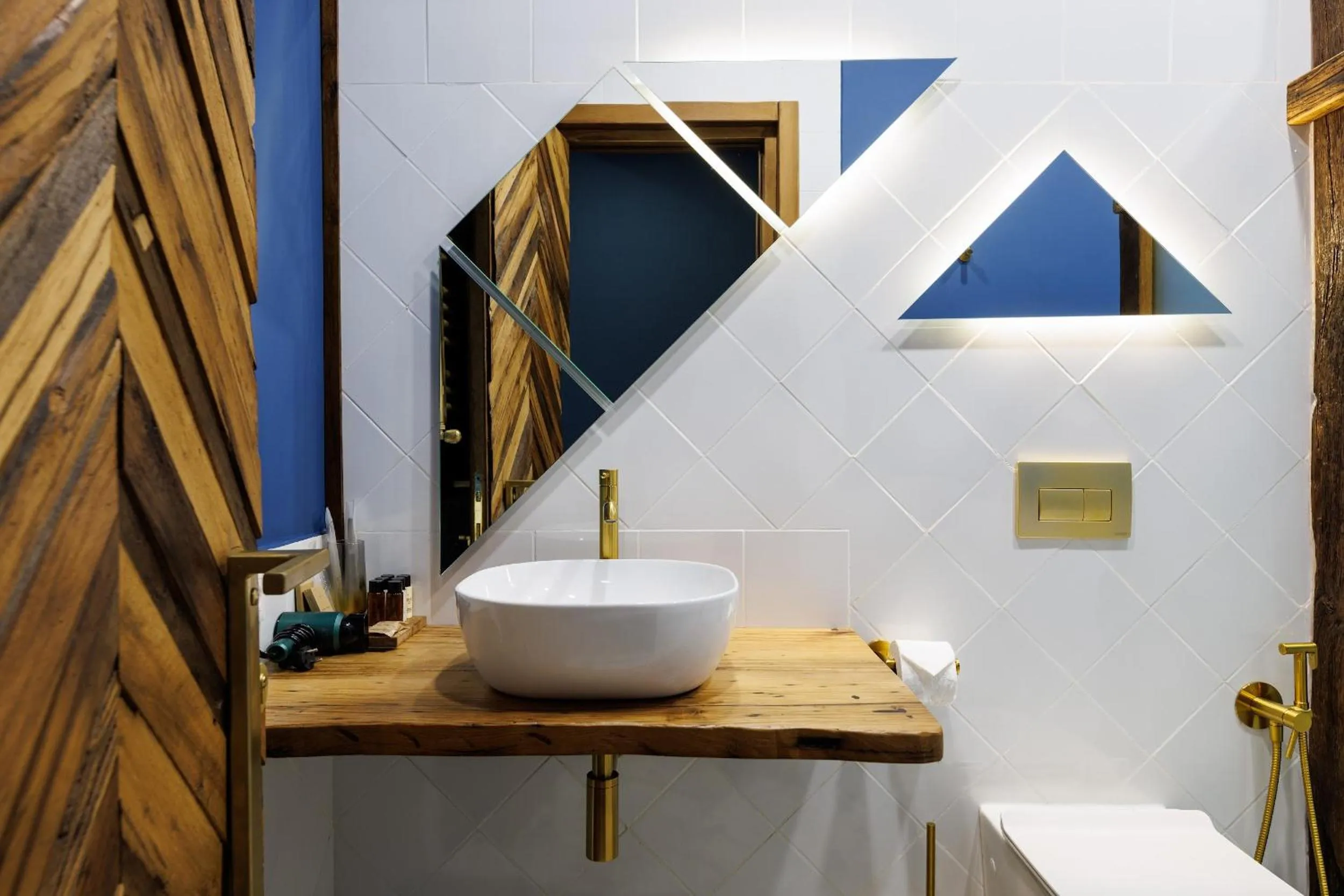 Toilet in Mtserlebi Resort