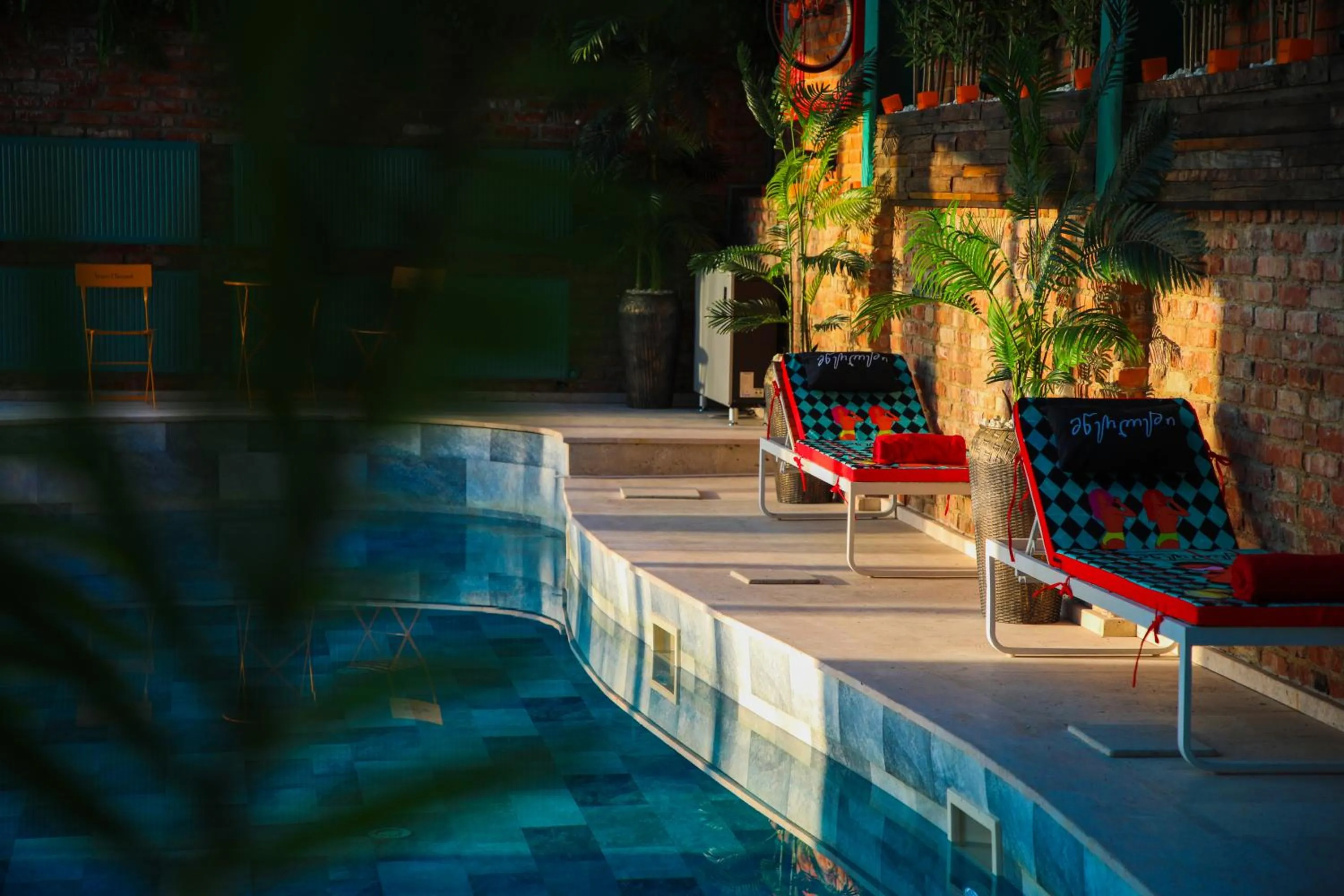 Swimming pool in Mtserlebi Resort