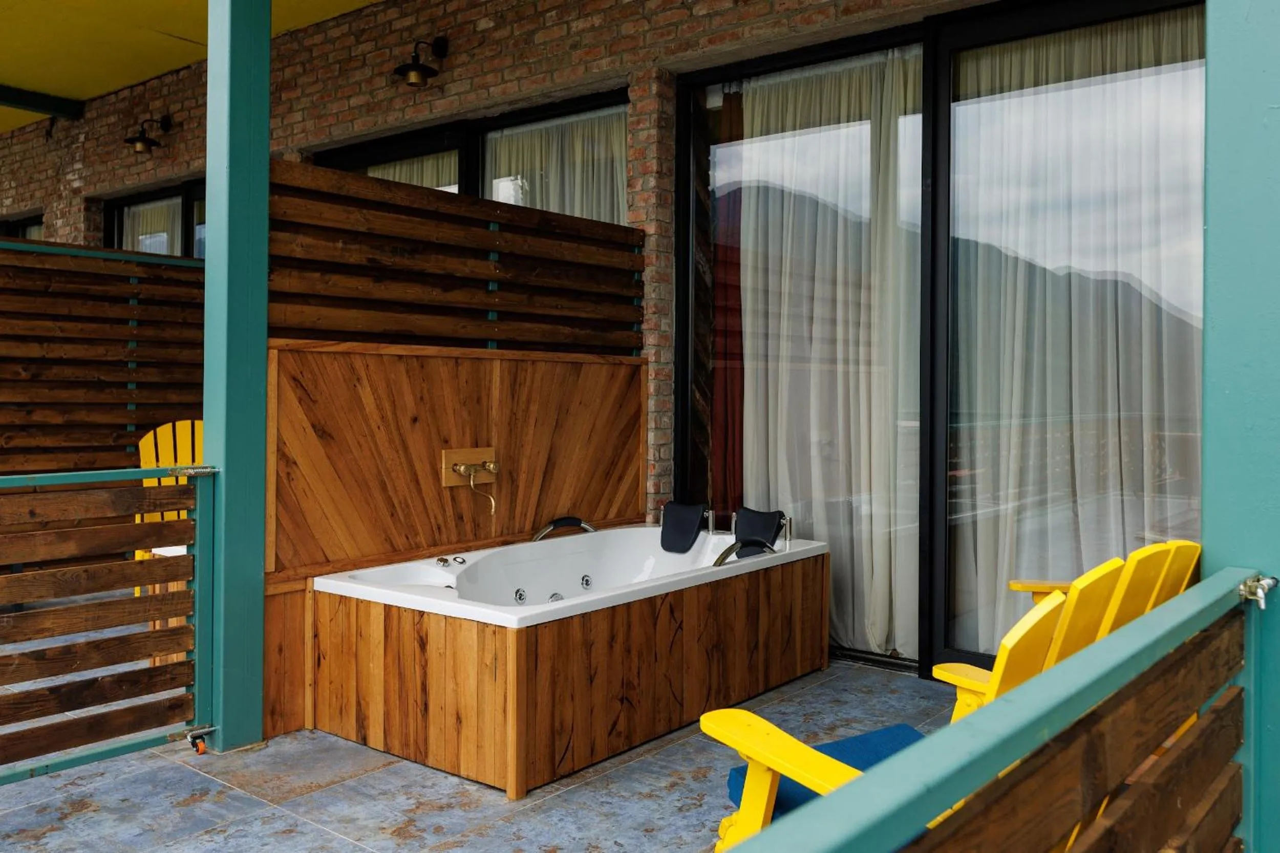 Hot Tub in Mtserlebi Resort