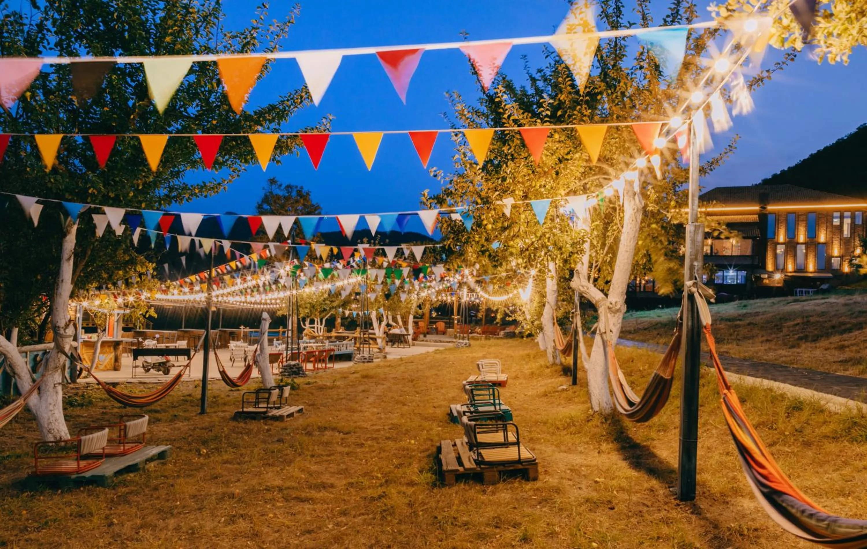 BBQ facilities in Mtserlebi Resort