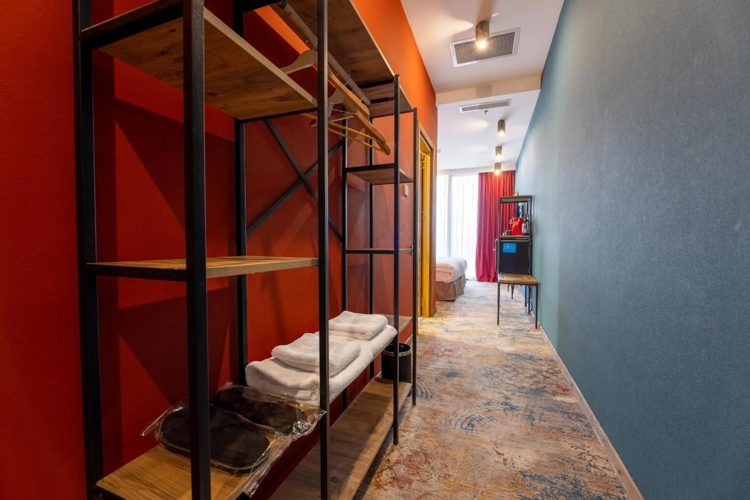 Facade/entrance, Bed in Mtserlebi Resort