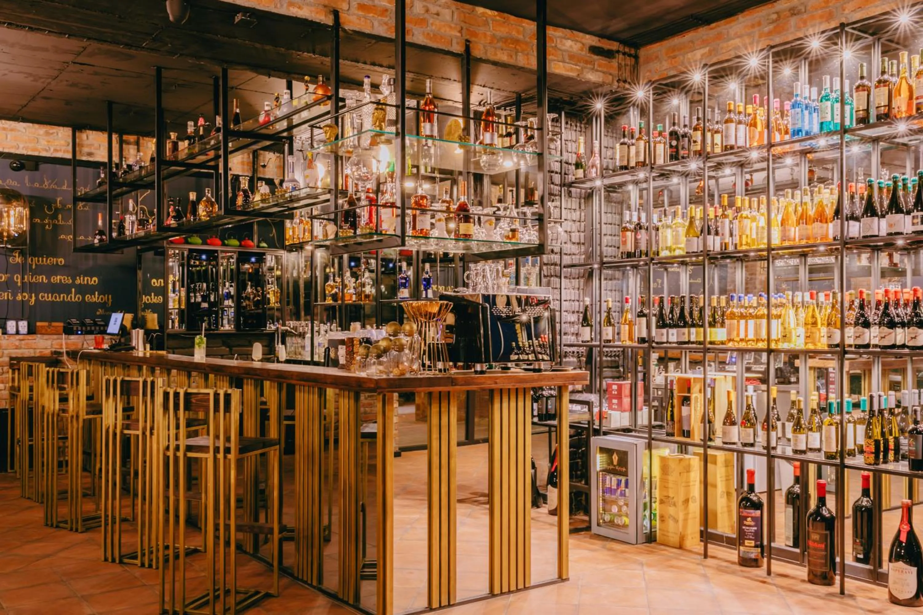 Restaurant/places to eat in Mtserlebi Resort