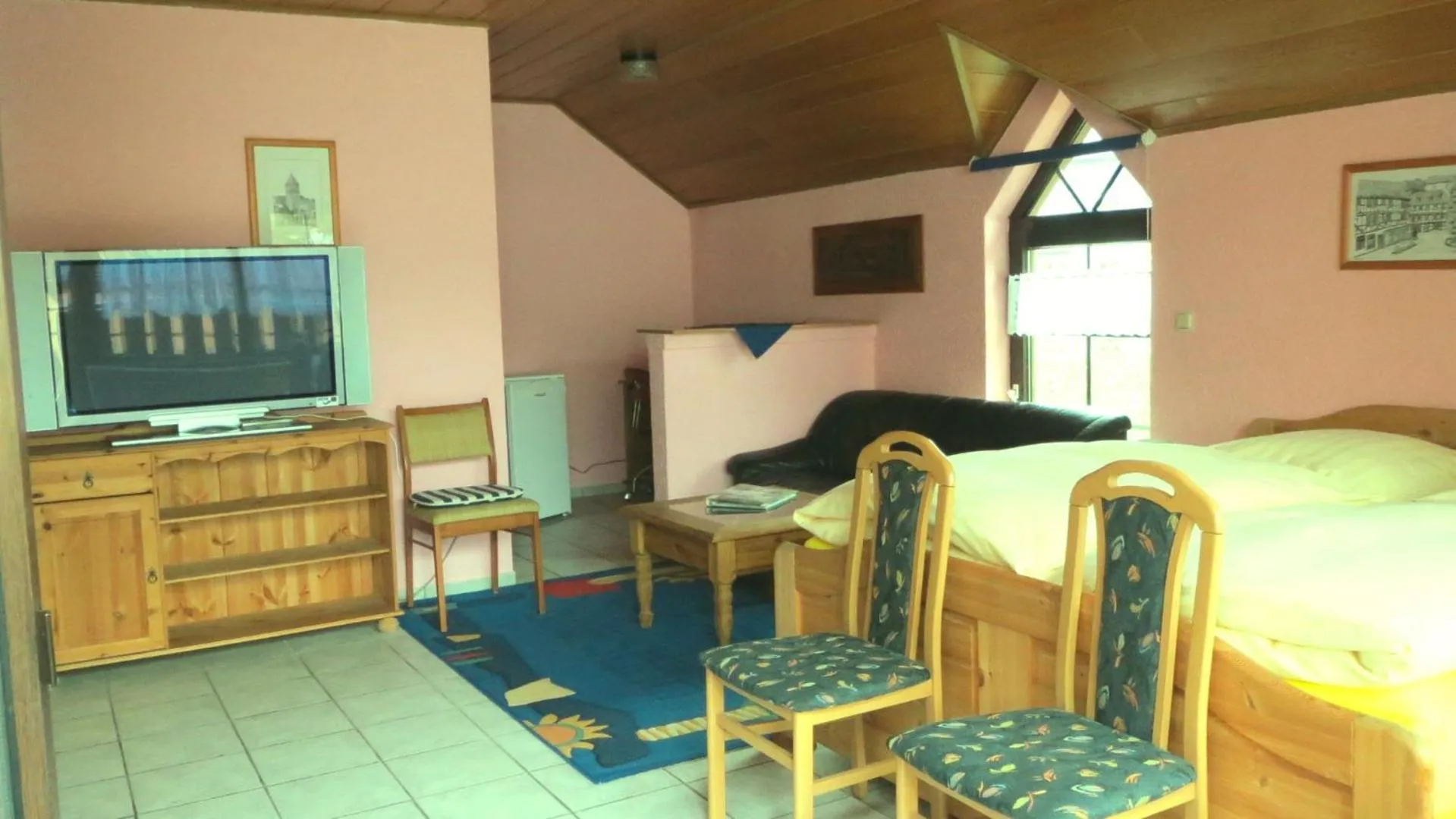 Photo of the whole room in Hotel Restaurant Alt Laubach