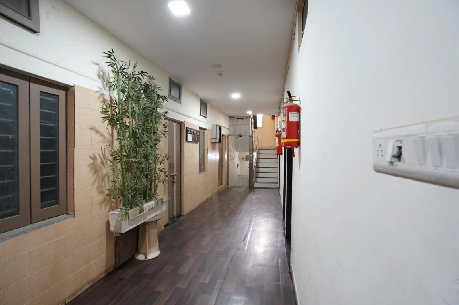 Lobby or reception in Hotel Sai Inn, Ahmedabad Airport