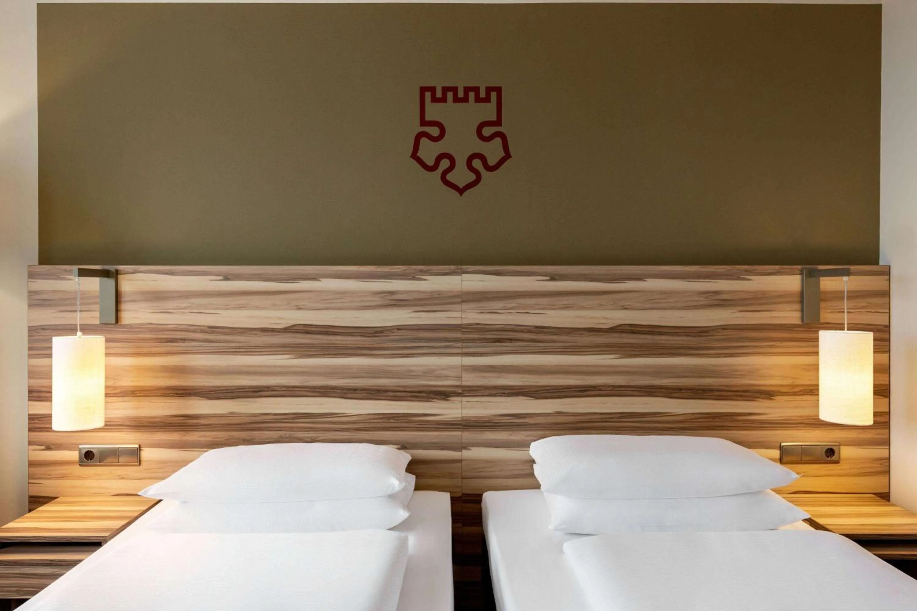 Photo of the whole room, Bed in Vienna House by Wyndham Thüringer Hof Eisenach