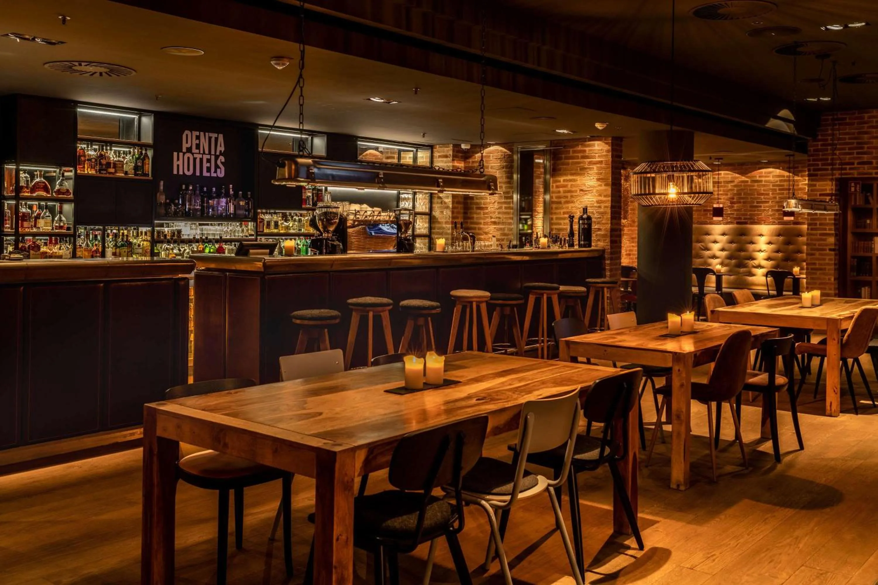 Lounge or bar in Pentahotel Rostock