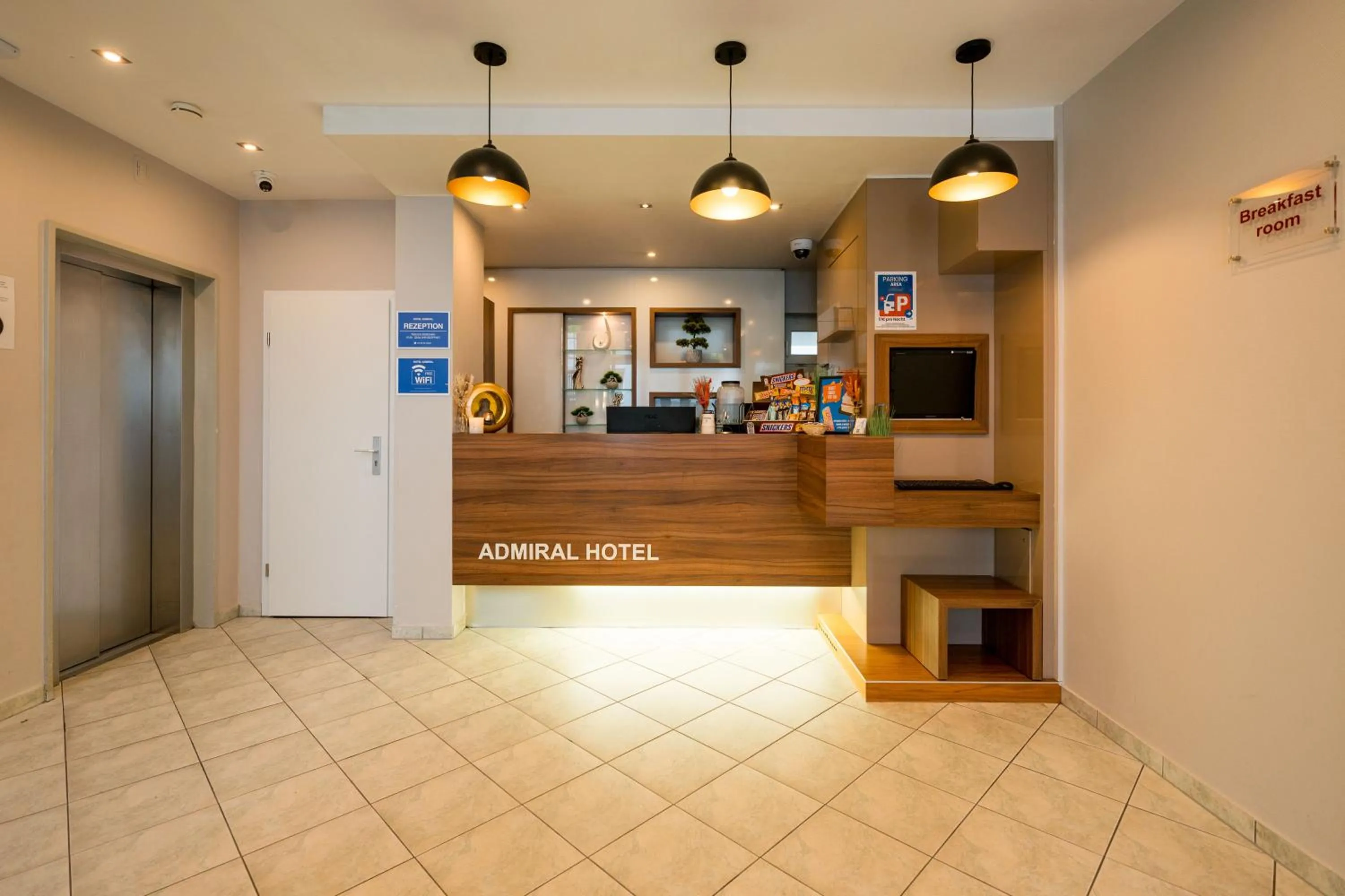 Lobby or reception in Hotel Admiral am Zoo