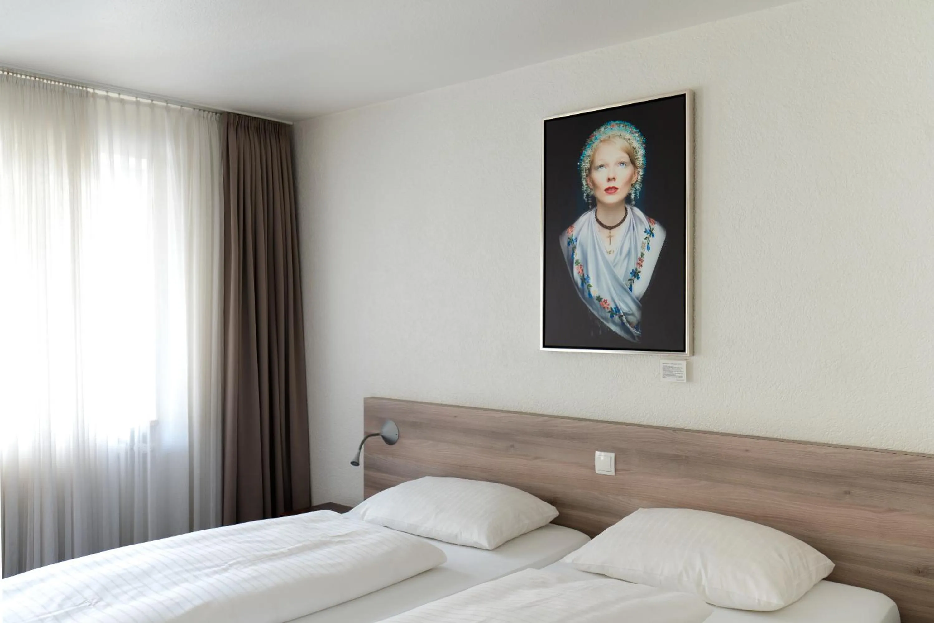 Bed in Hotel Schwarzwälder Hof