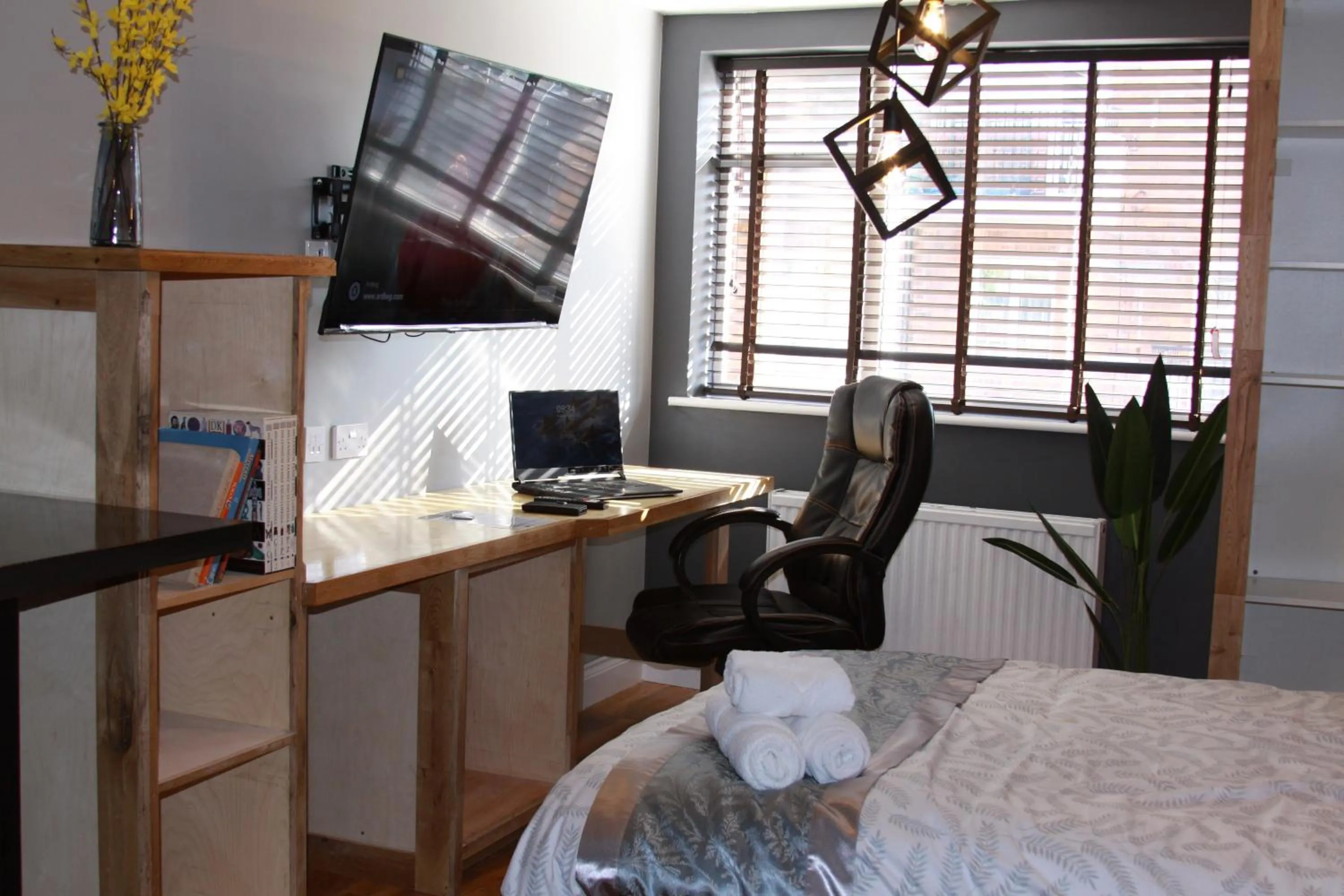 Bedroom in College Street Abode