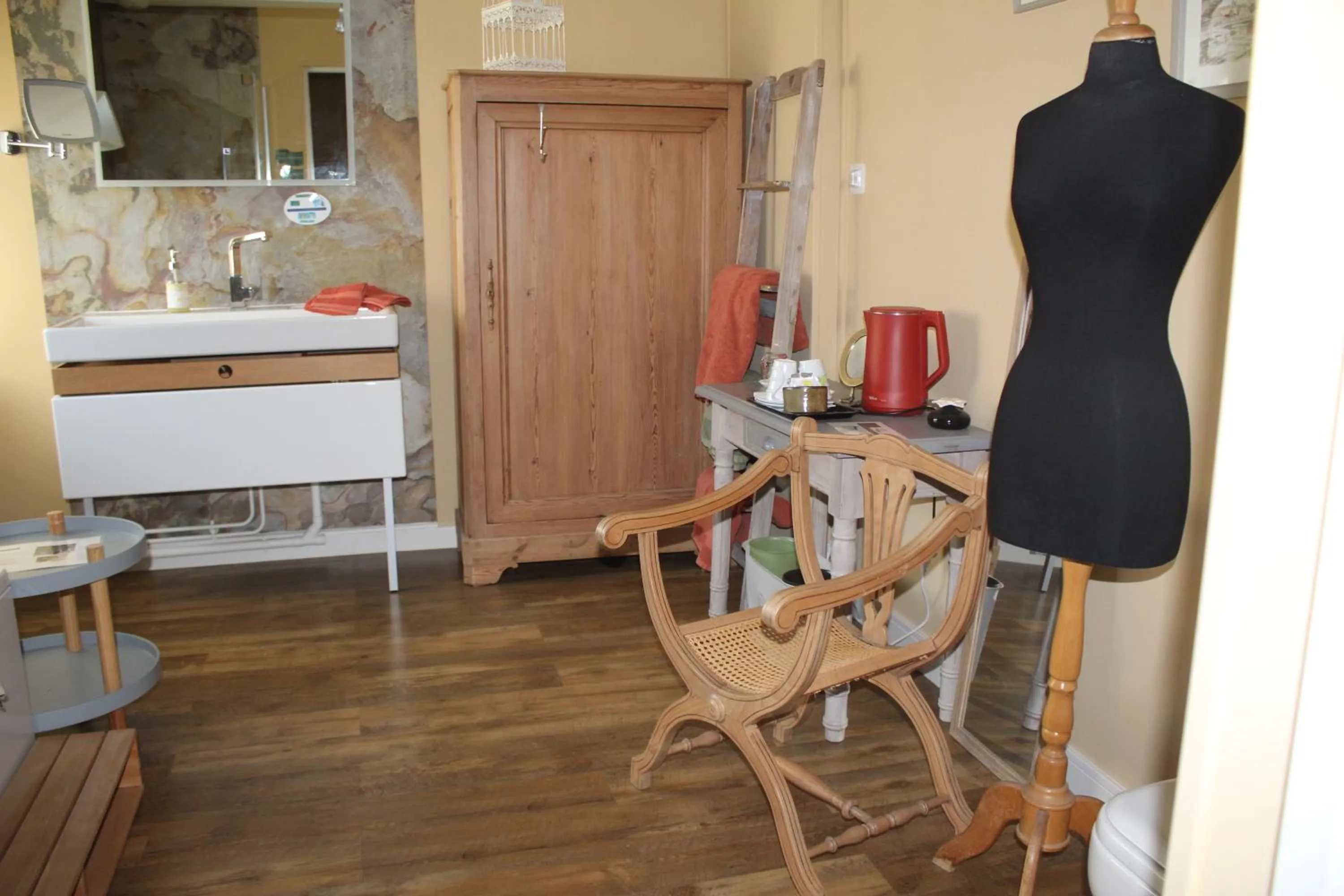 Toilet in Suite en Terrasse à Cognac