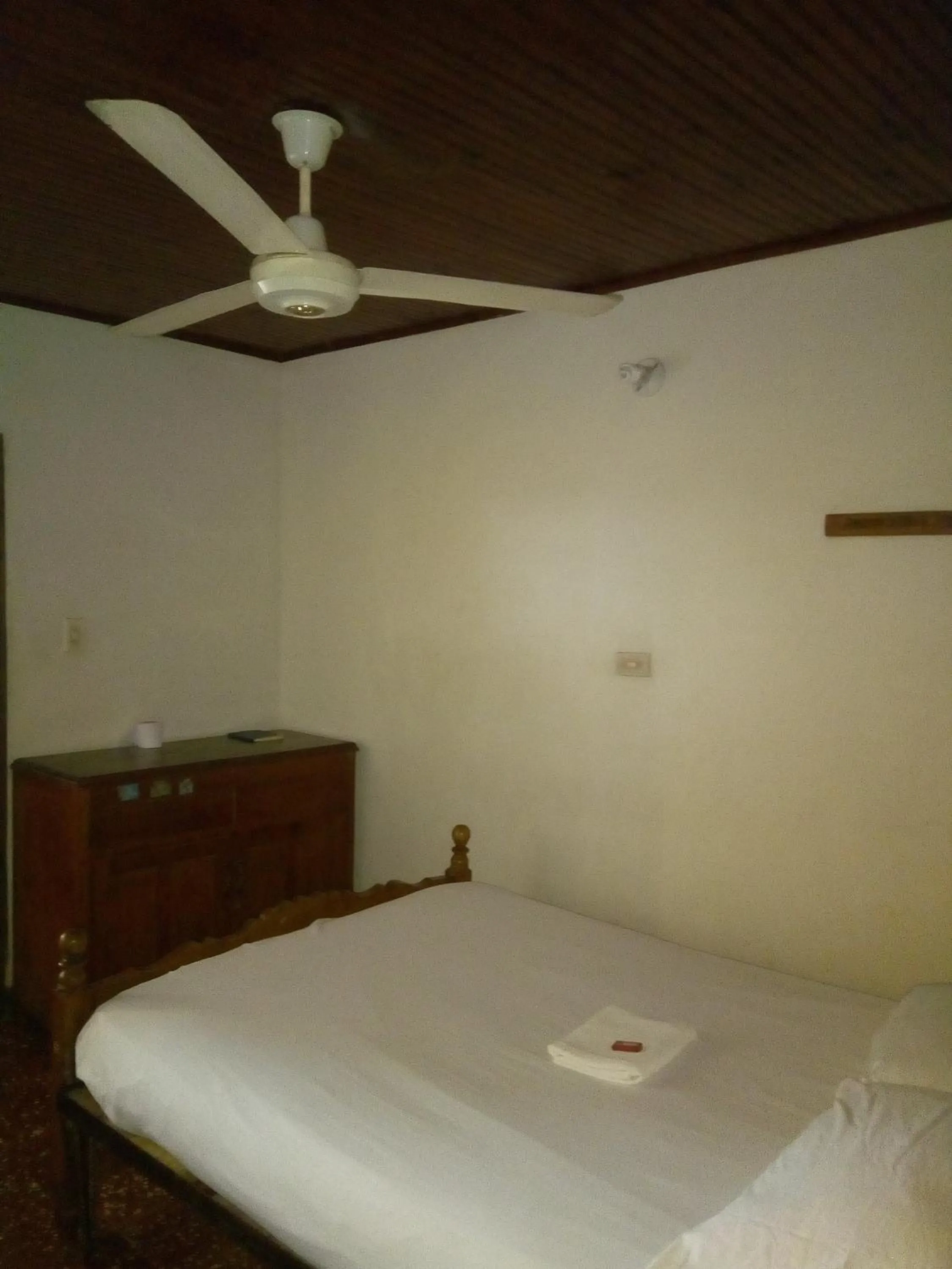 Photo of the whole room, Bed in HOTEL en MONTERIA CITY