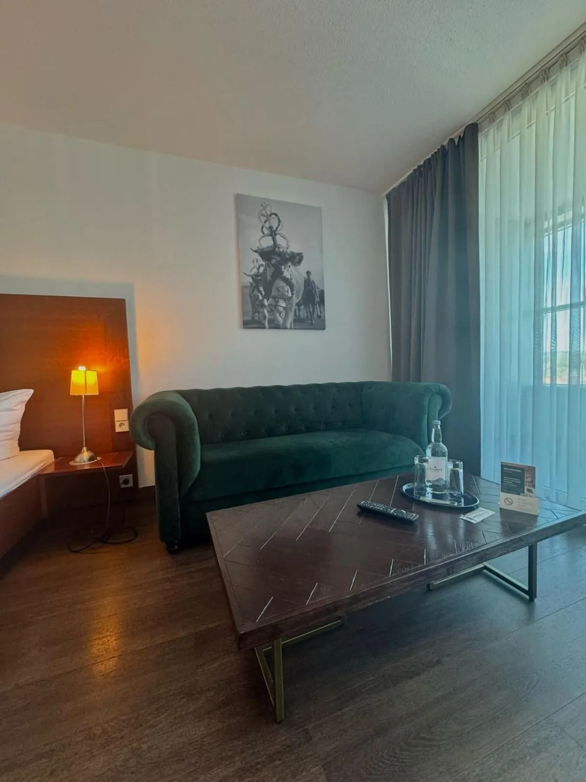 Seating area in MY Parkhotel by AR Hotels