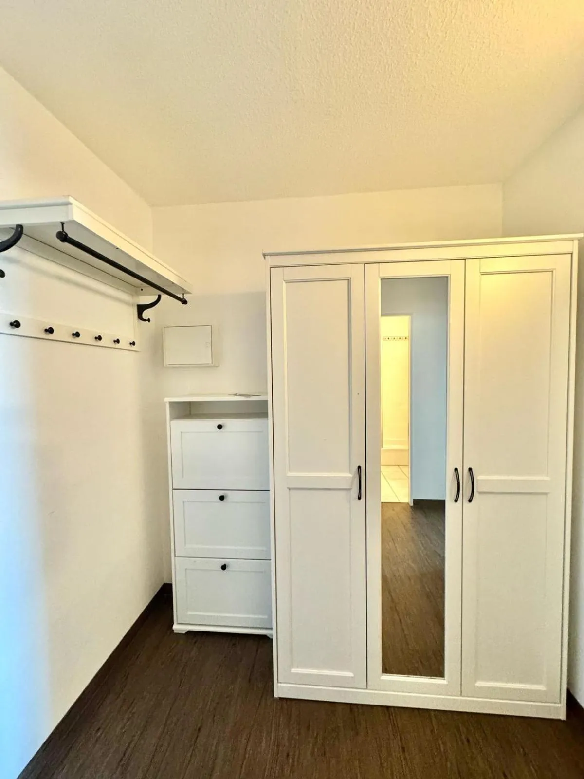 wardrobe in MY Parkhotel by AR Hotels