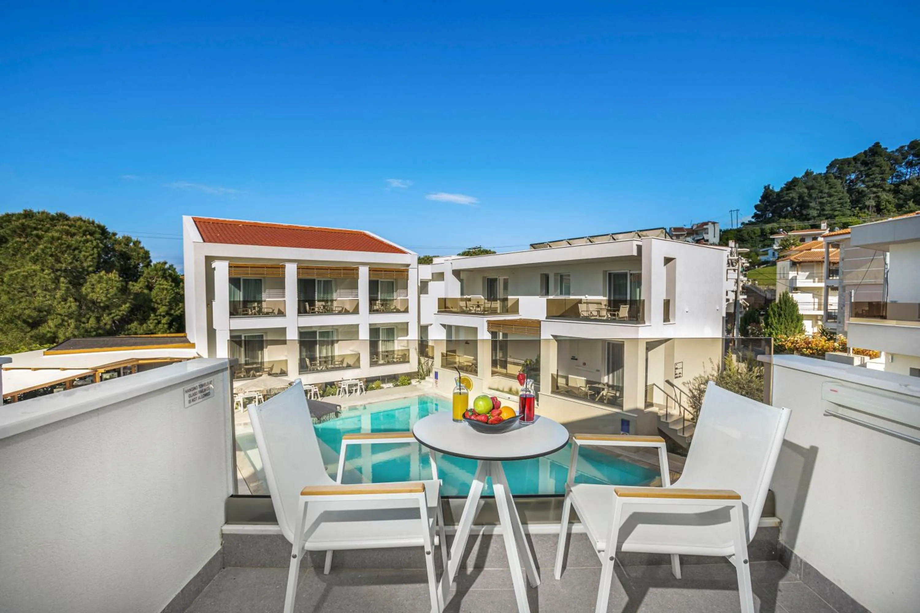 Mirablue Luxury Residences