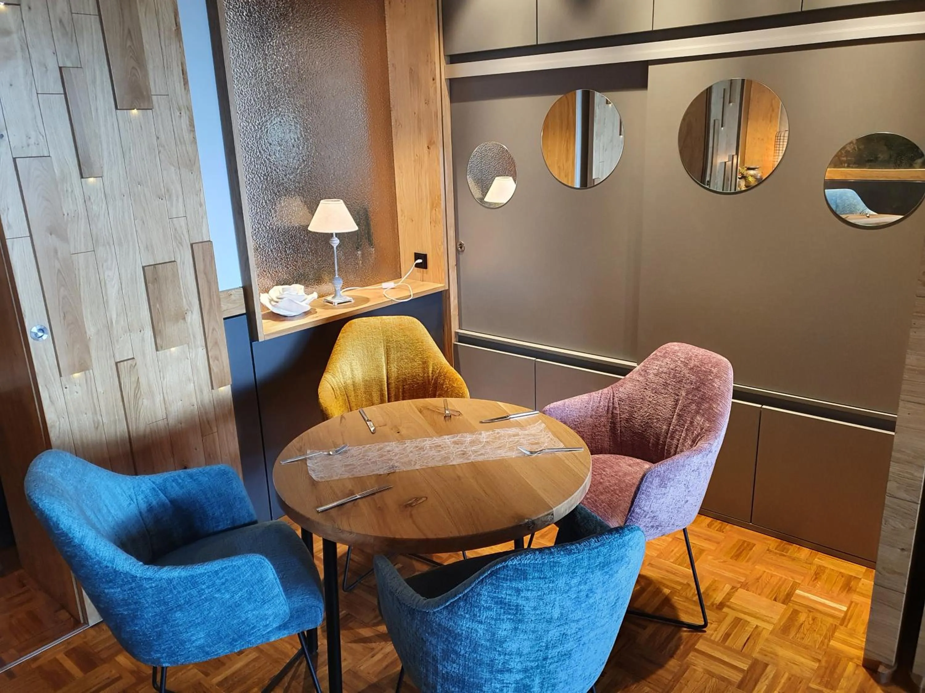 Restaurant/places to eat in Hotel Kiekenstein