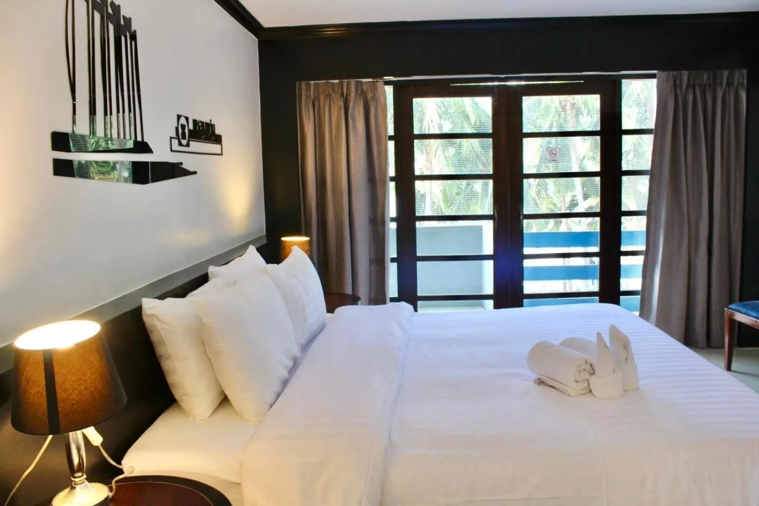 Bed in S2 Hotel - SHA Plus Certified