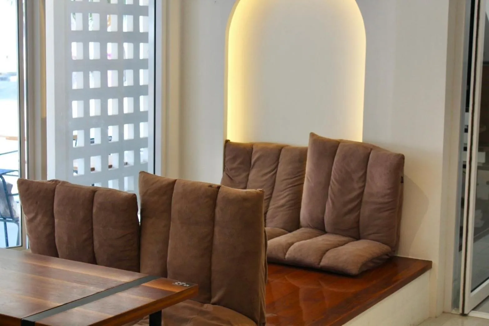 Restaurant/places to eat in S2 Hotel - SHA Plus Certified