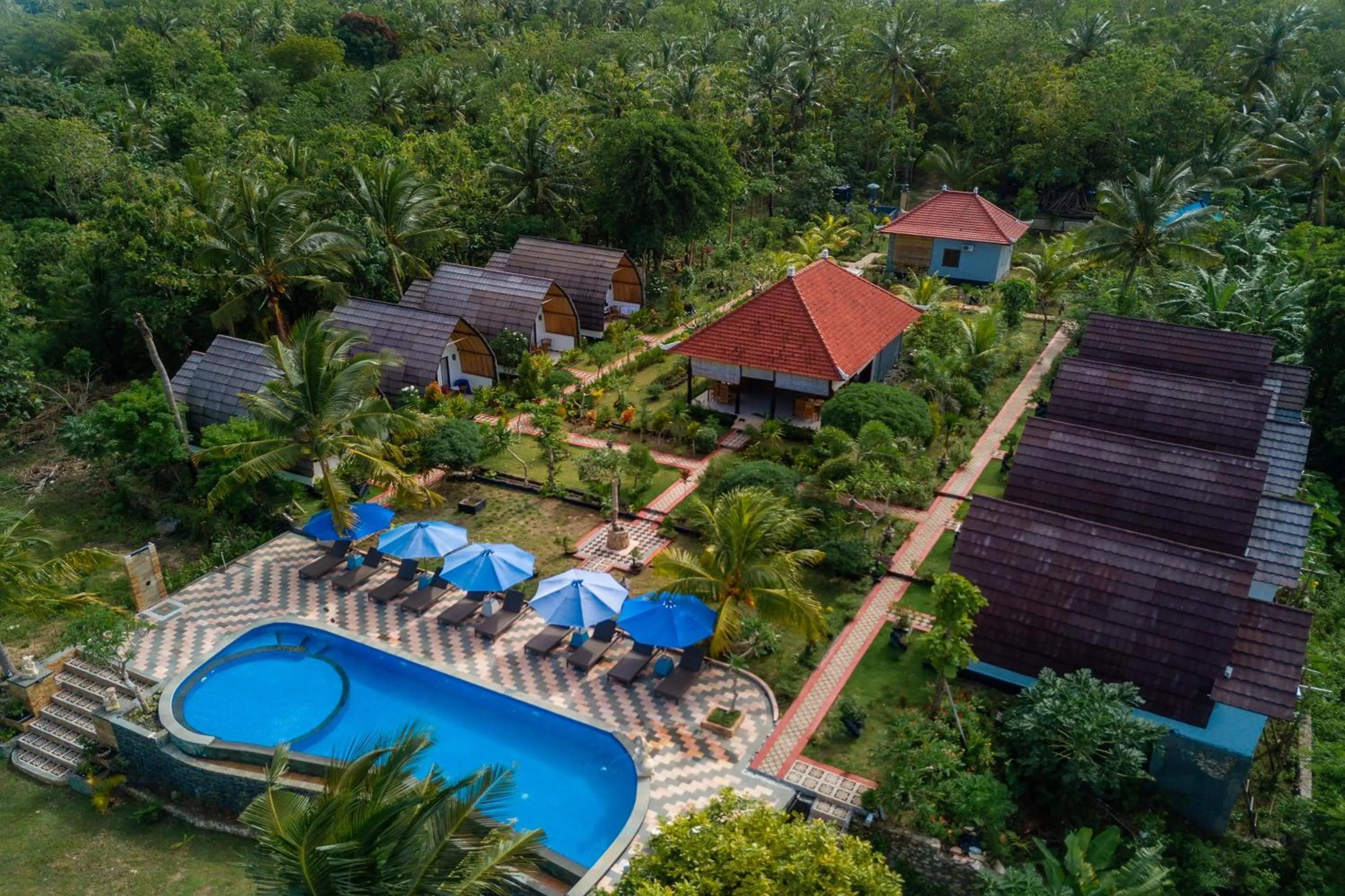 Swimming pool in Penida Sunset Ocean View Bungalows